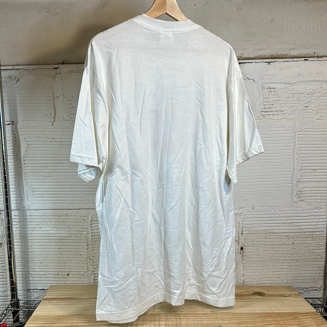 Trix Ceral White Tee Sz L