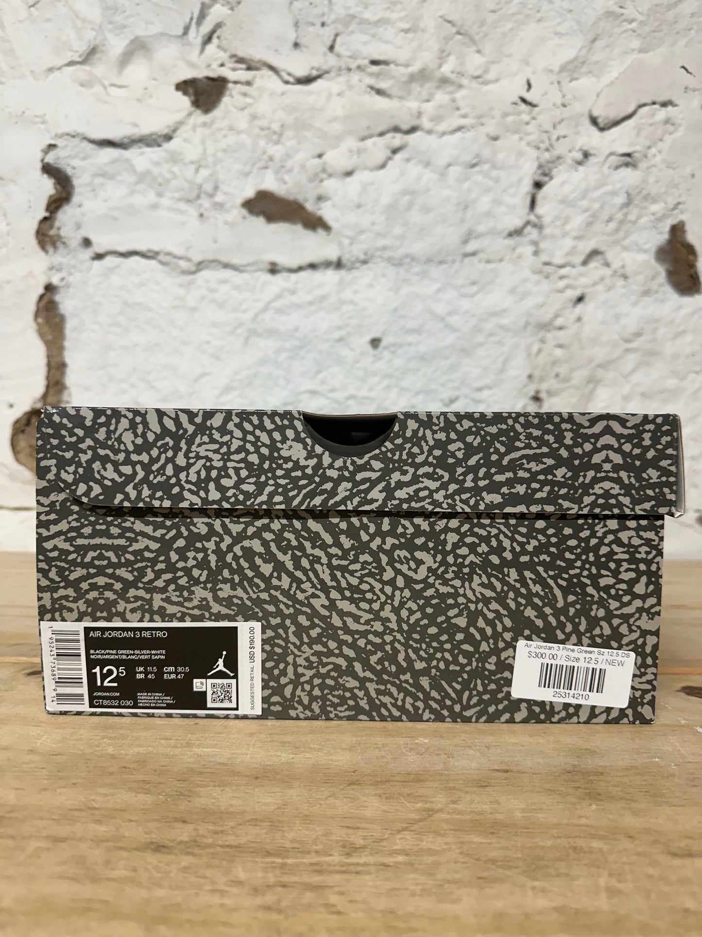 Air Jordan 3 Pine Green Sz 12.5 DS