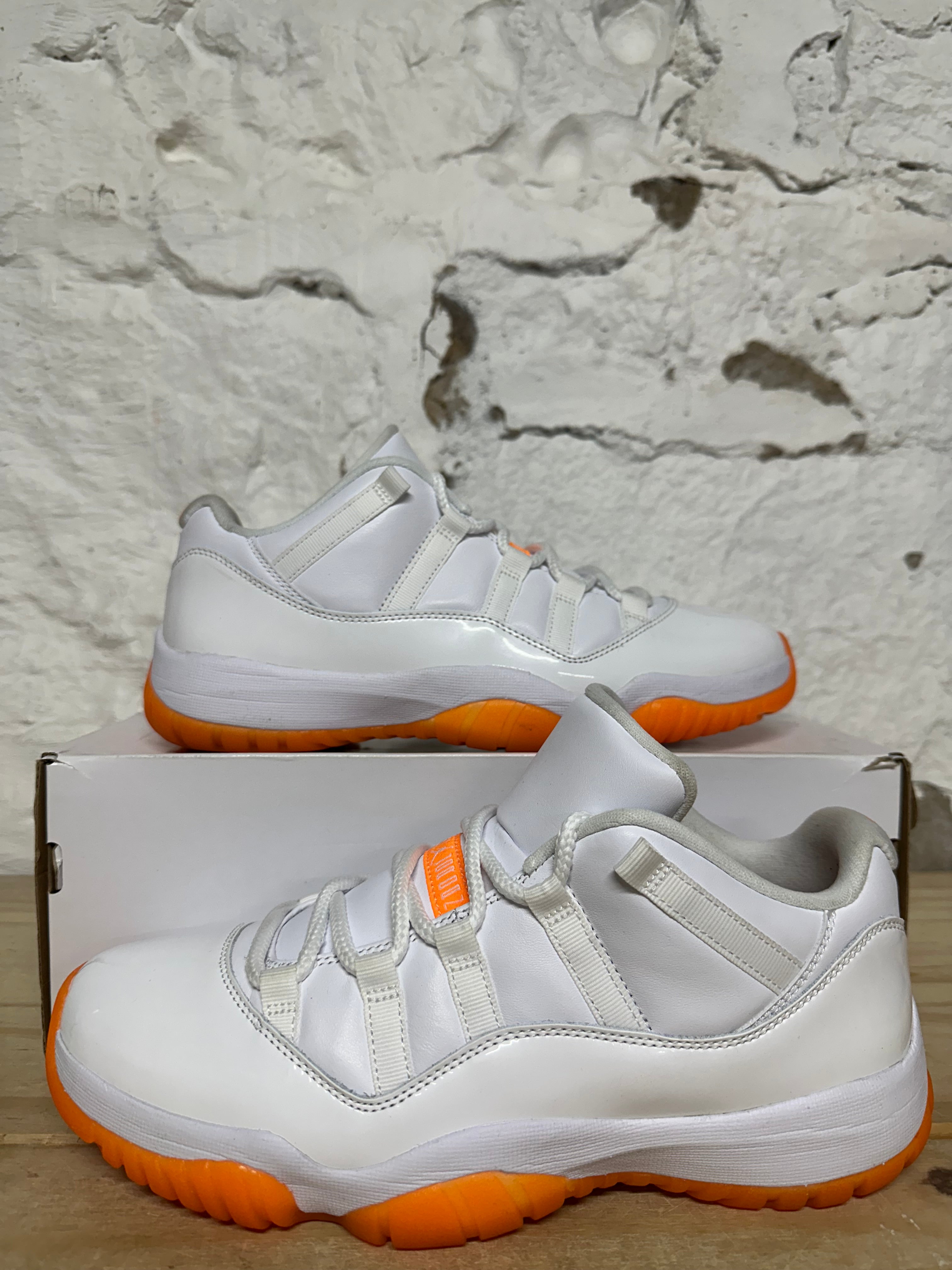 Air Jordan 11 Low Citrus Sz 9 (10.5W)