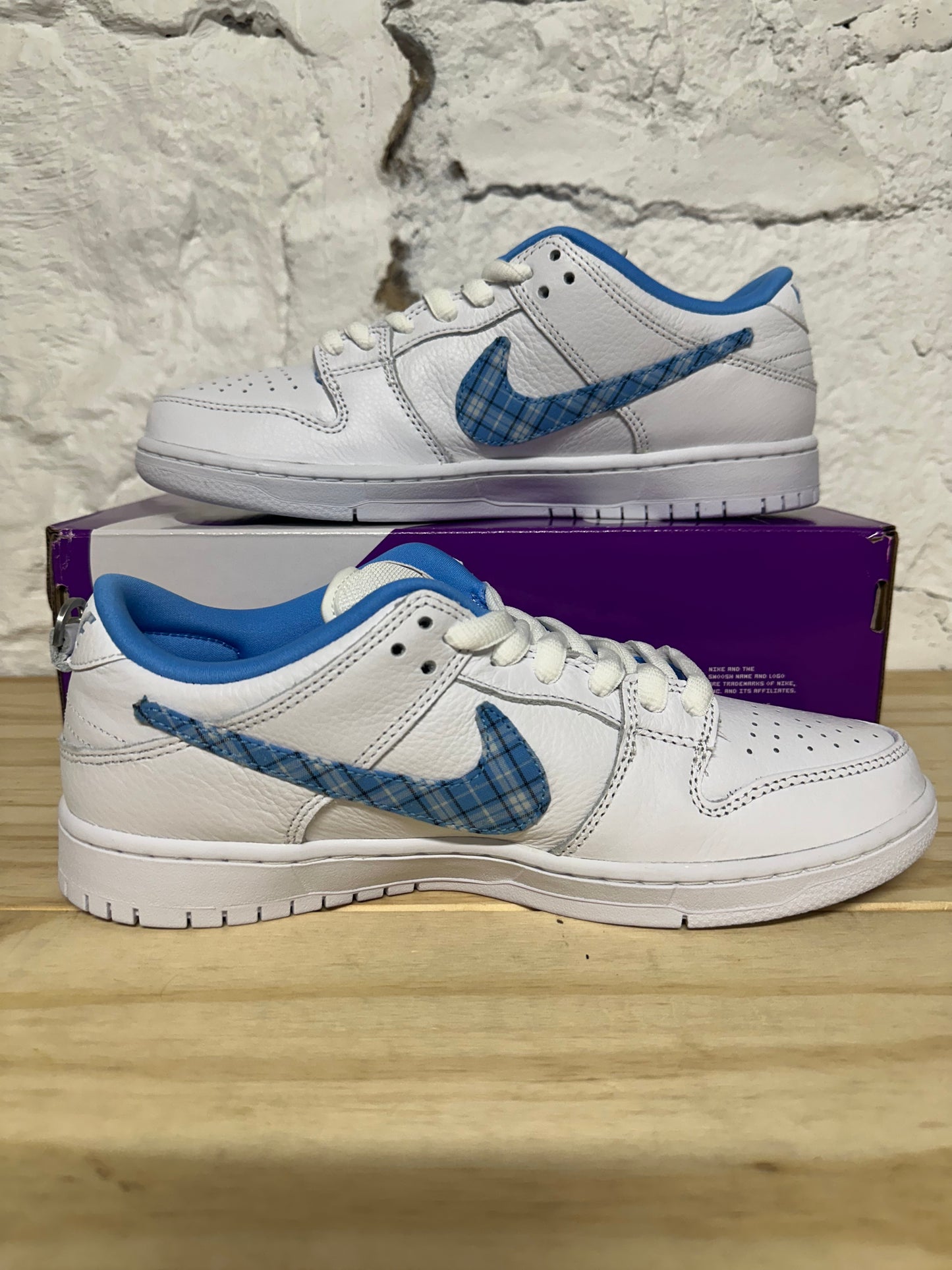 Nike SB Dunk Low Nicole Hause Sz 9 DS