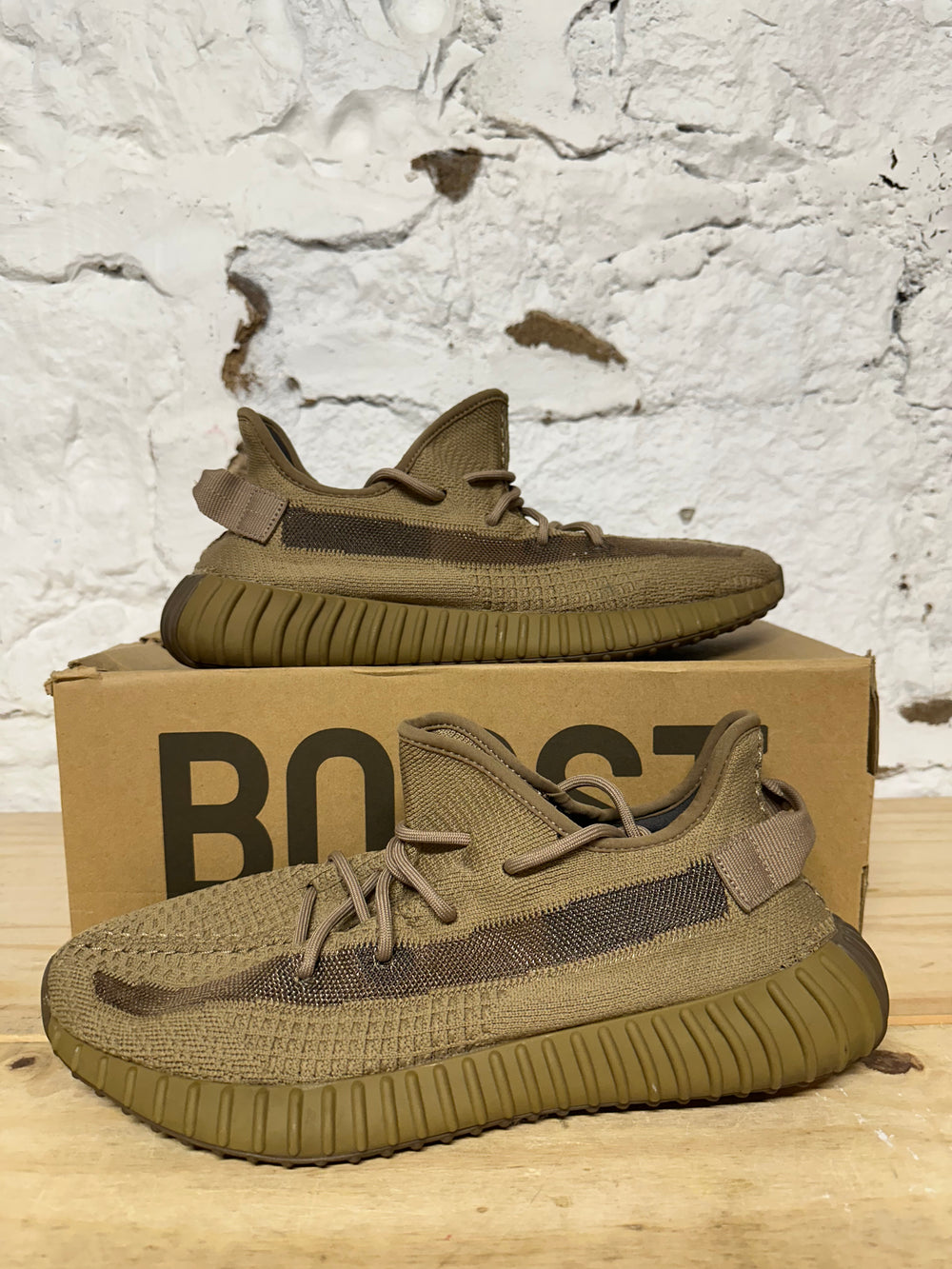 Yeezy 350 V2 Earth Sz 11.5