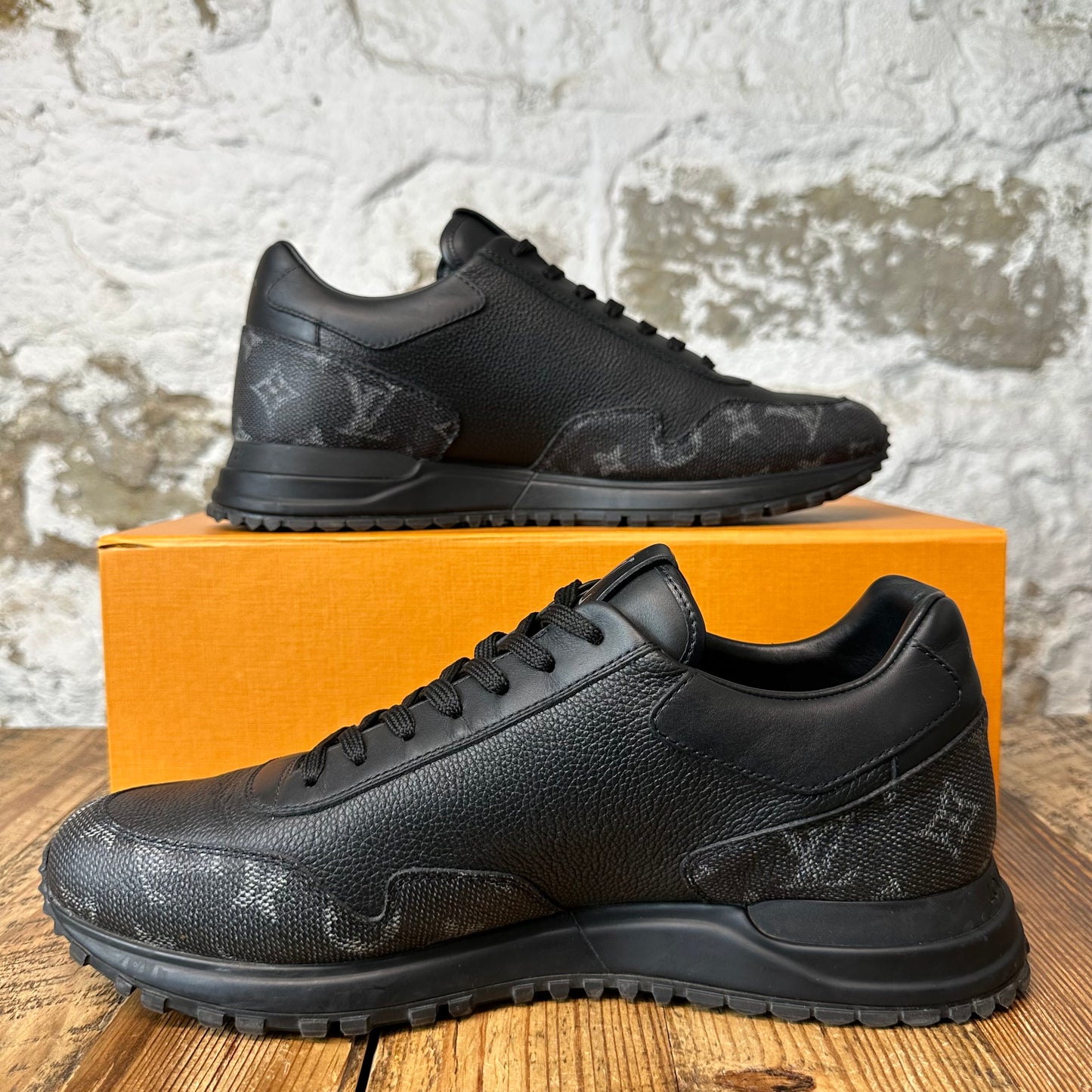 Louis Vuitton Triple Black Leather Monogram Runaway Sneaker Sz 9.5 (8LV)