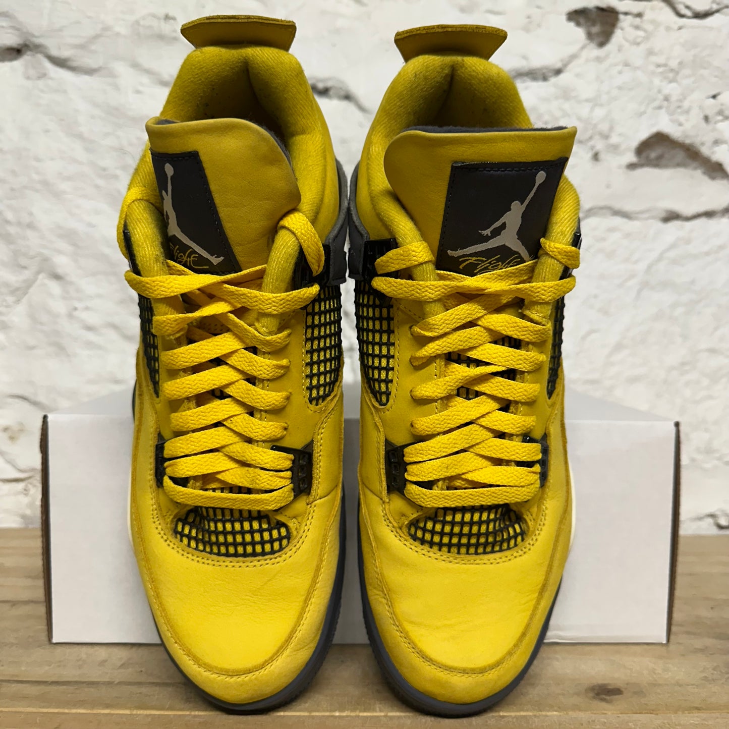 Air Jordan 4 Lightning Sz 10