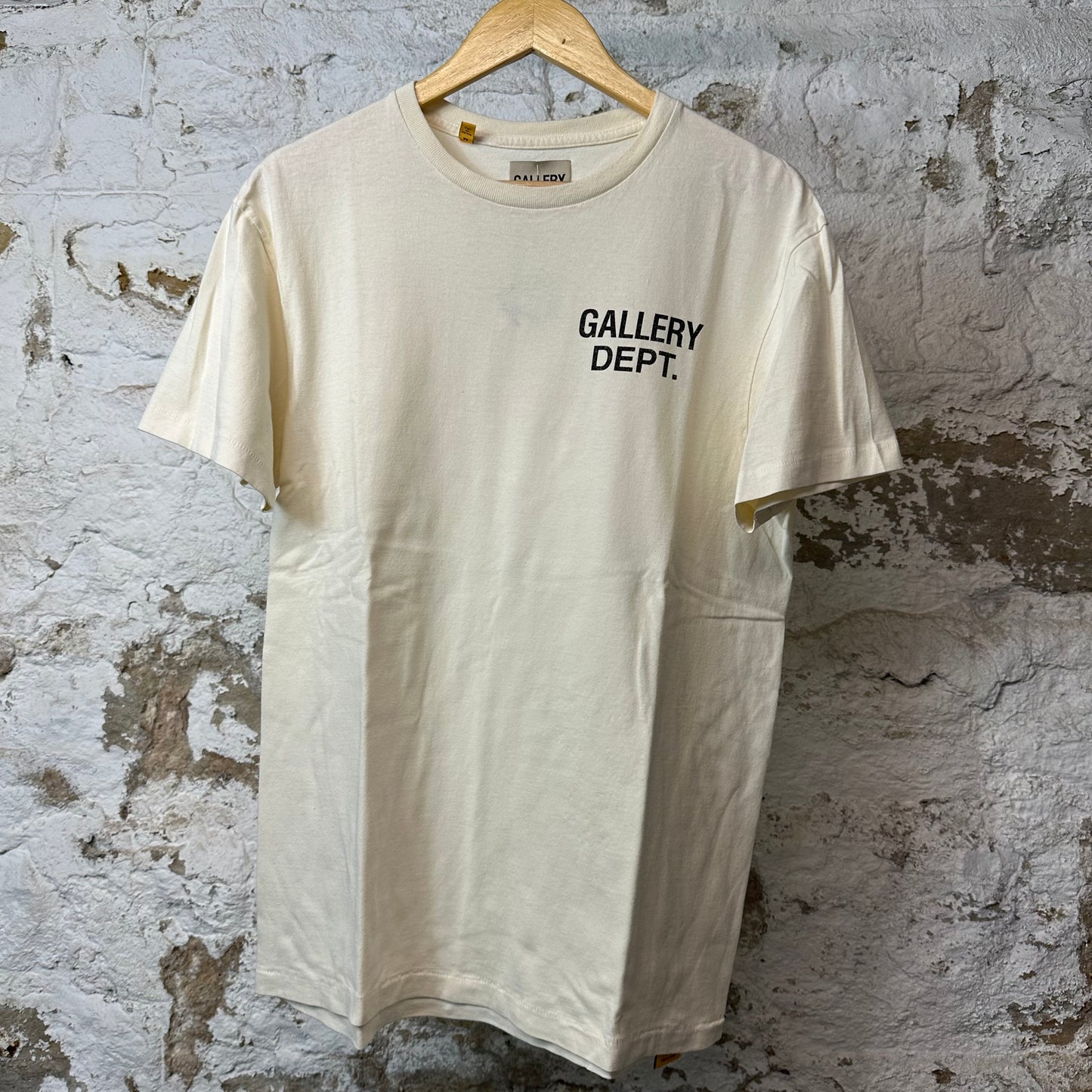 Gallery Dept Black Orange Logo T-shirt Cream Sz M