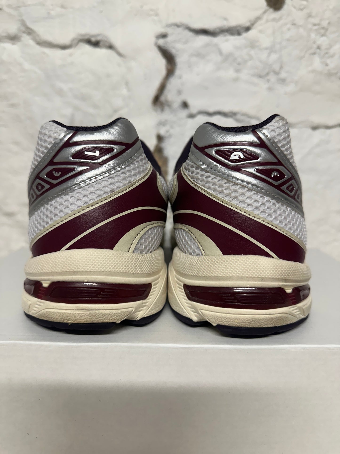 Asics Gel-1130 Maroon White Sz 12