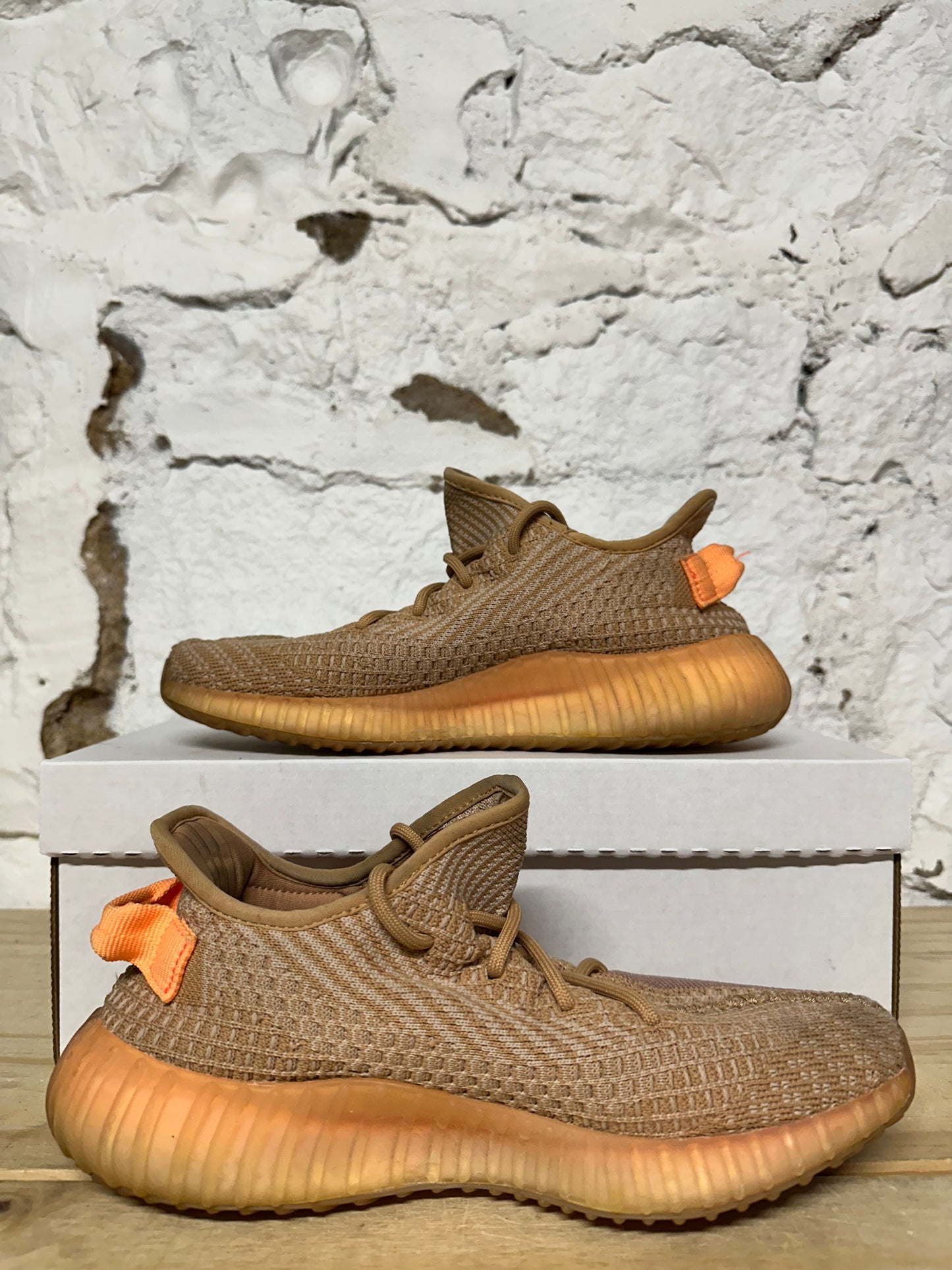 Yeezy 350 V2 Clay Sz 7