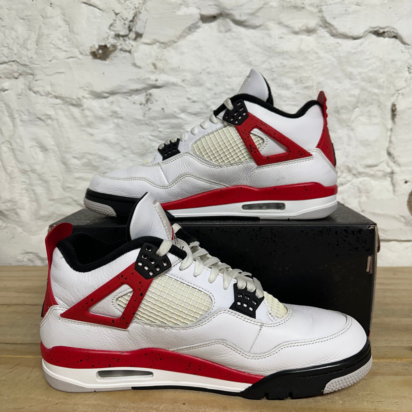 Air Jordan 4 Red Cement Sz 11