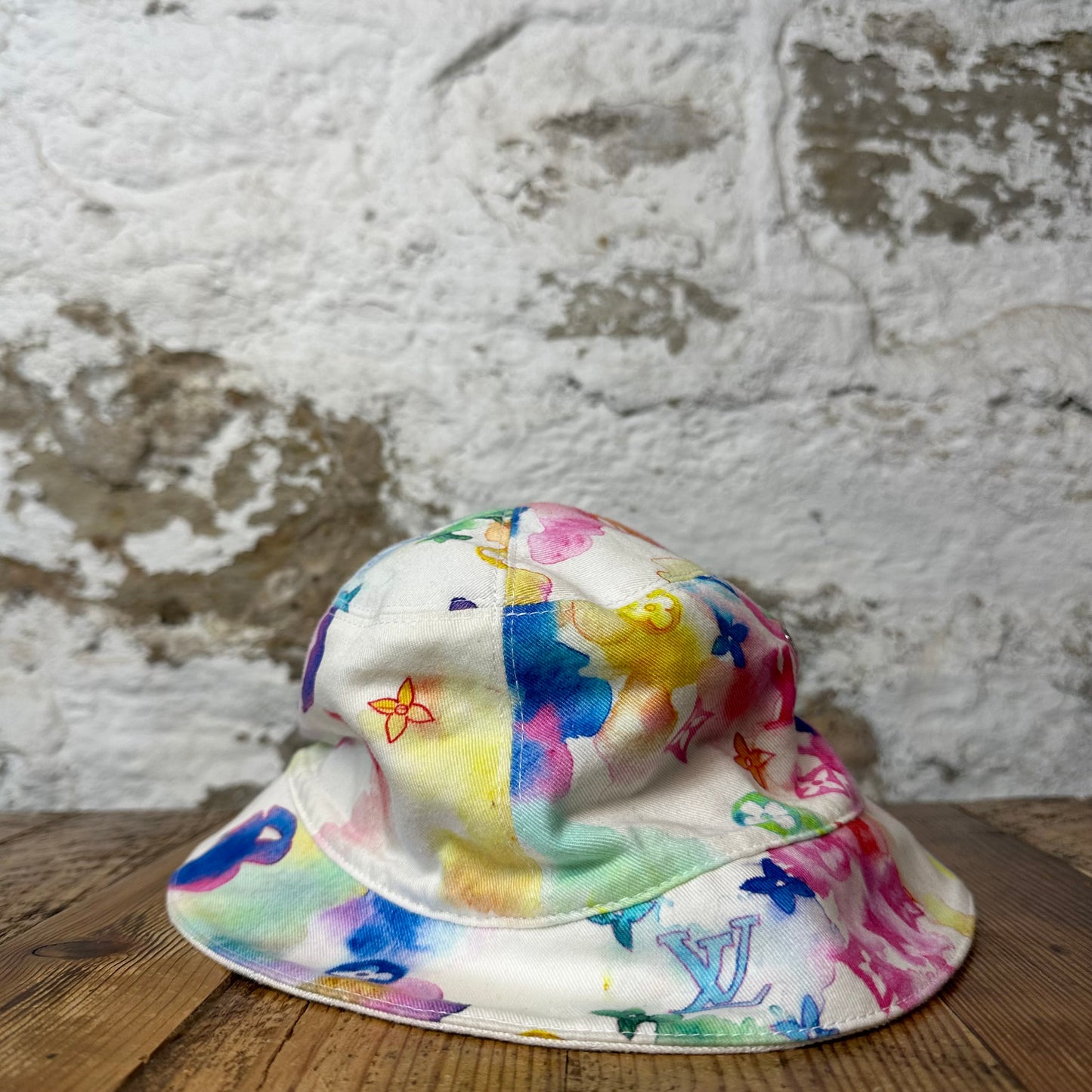 Louis Vuitton Watercolor Monogram Bucket Hat Sz (60)