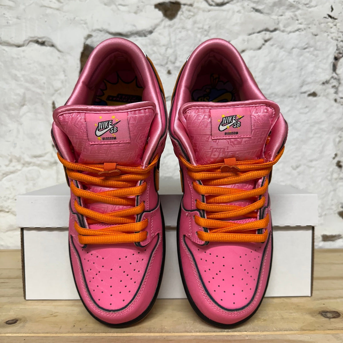 Nike SB Dunk Low Powerpuff Girls Blossom Sz 9
