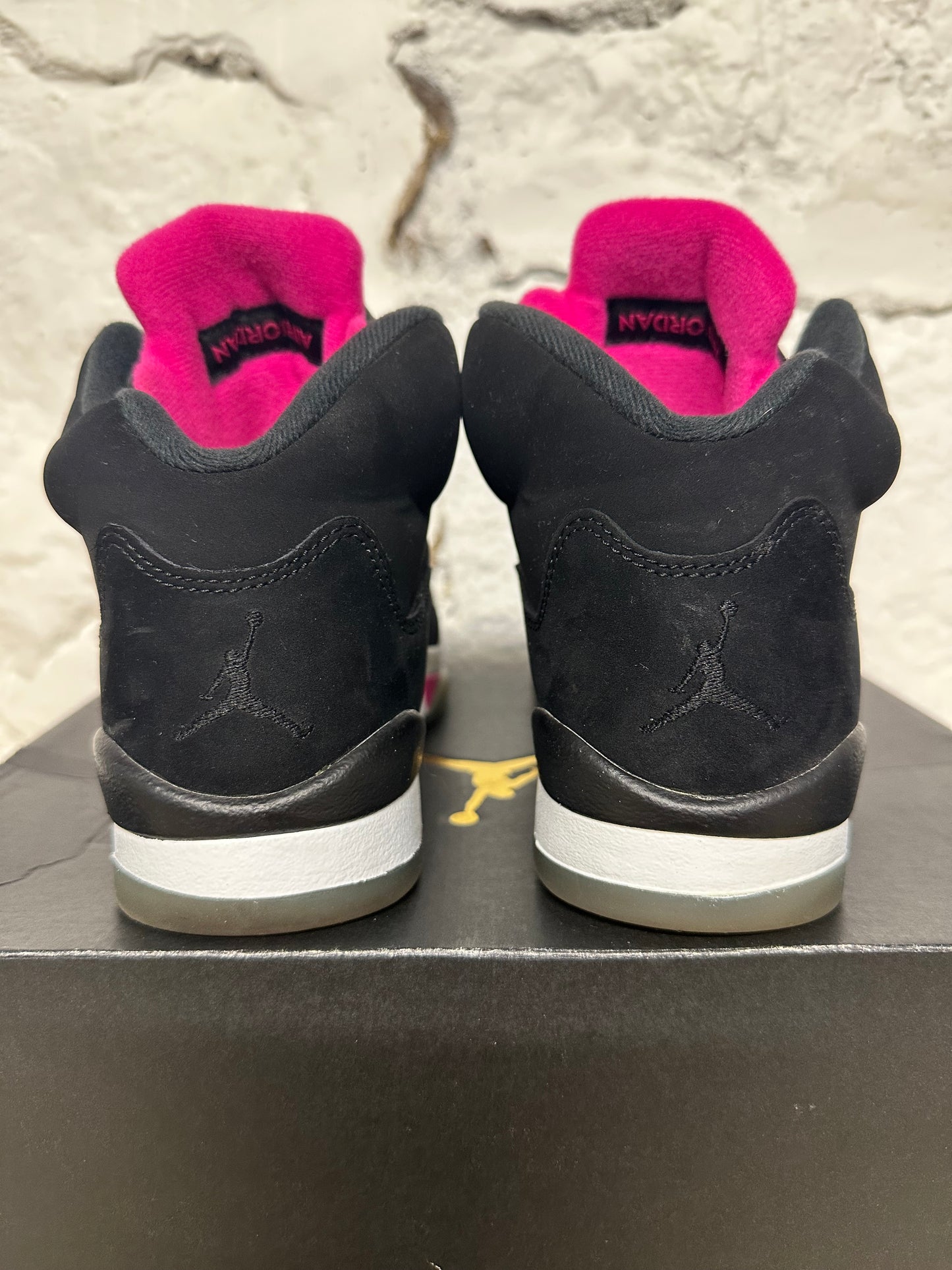 Air Jordan 5 Black Deadly Pink Sz 6Y