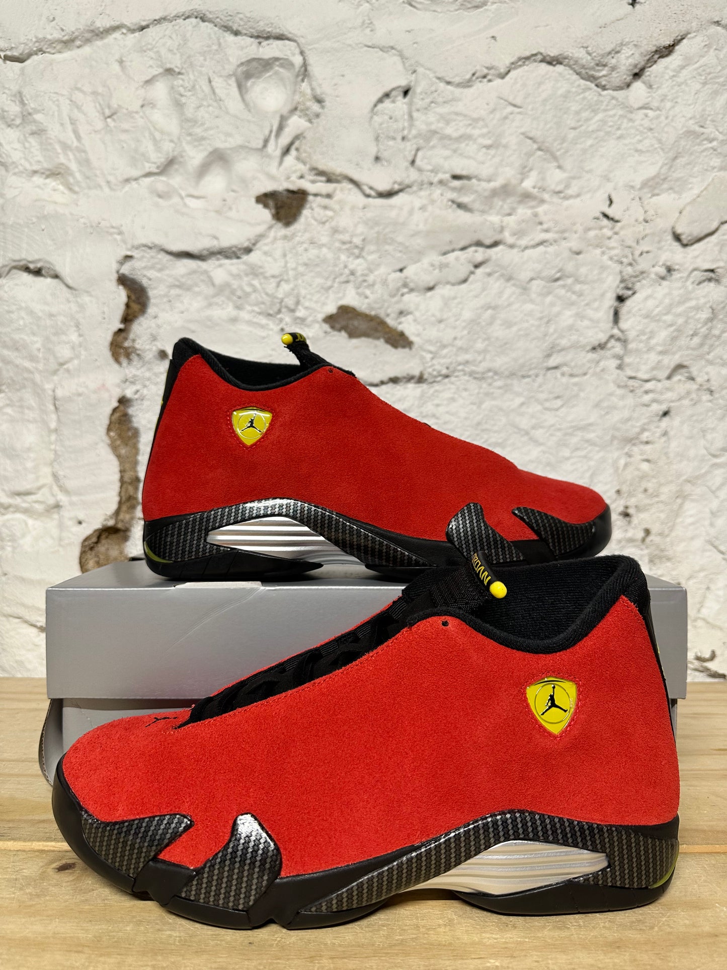 Air Jordan 14 Ferrari Sz 10.5 DS