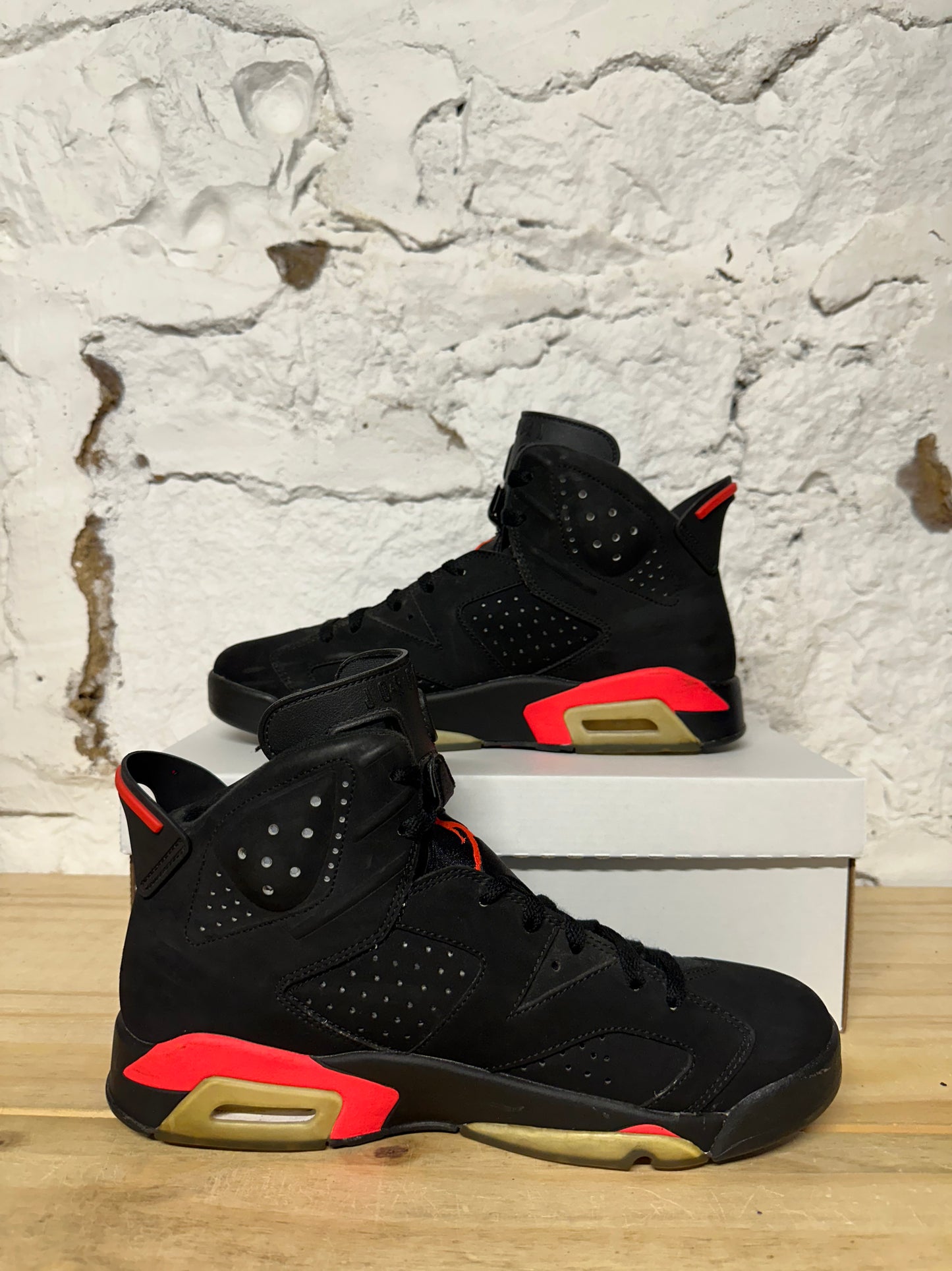 Air Jordan 6 Infrared Black Sz 10