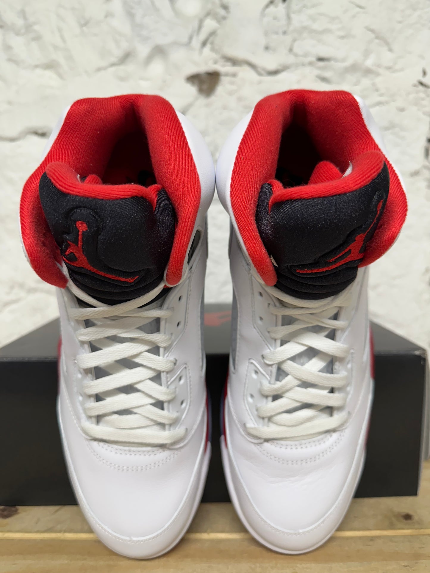Air Jordan 5 Fire Red Black Tongue (2025) Sz 12