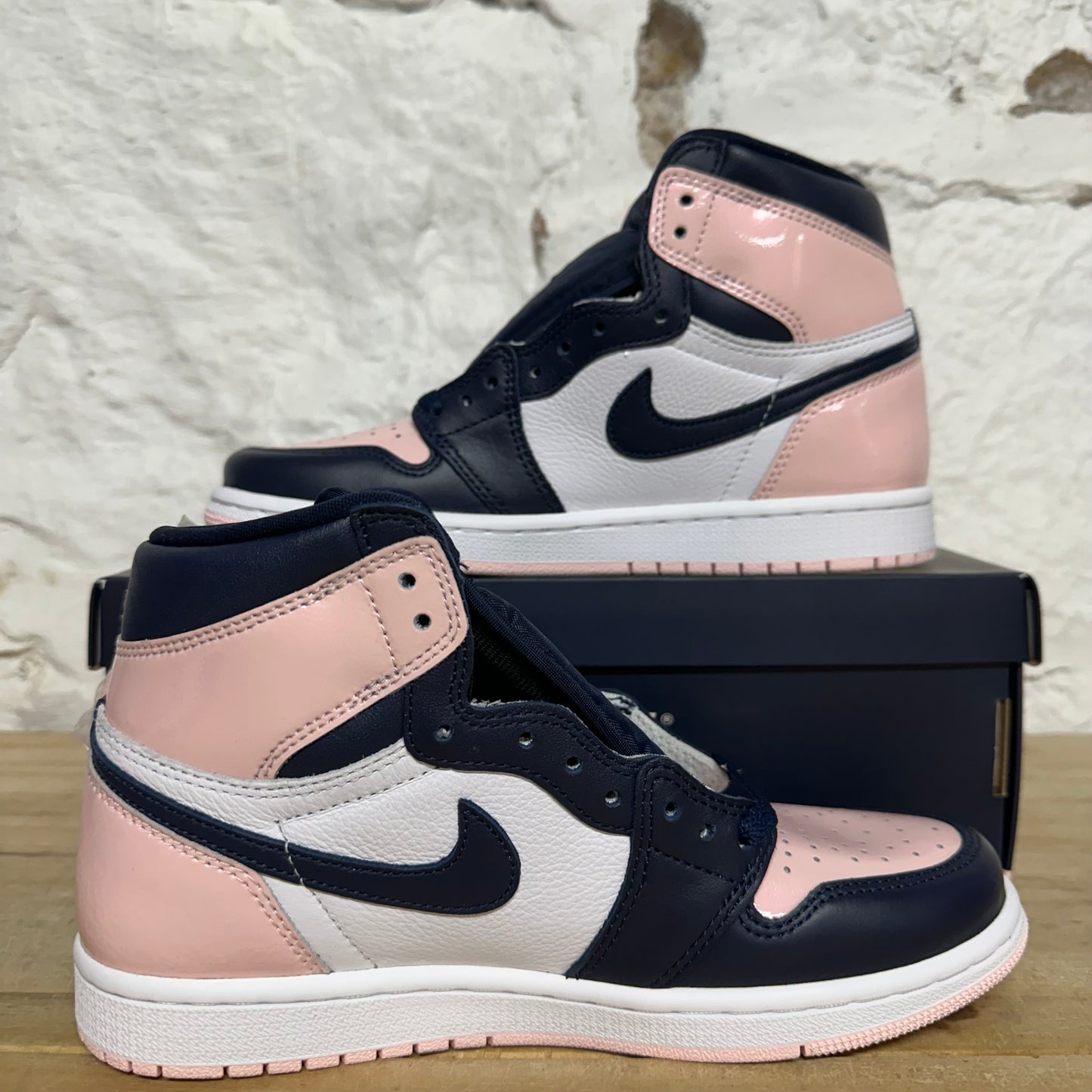 Air Jordan 1 High Atmosphere Sz 5.5 (7W) DS