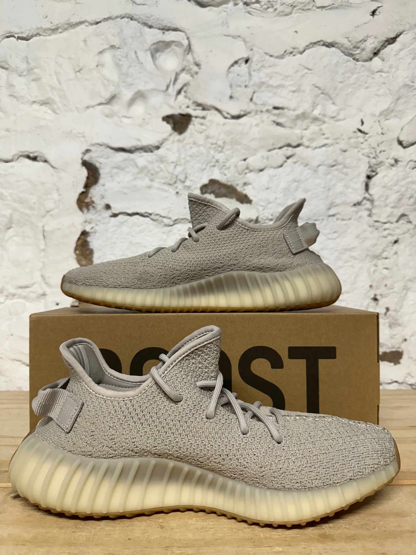 Yeezy 350 V2 Sesame Sz 9