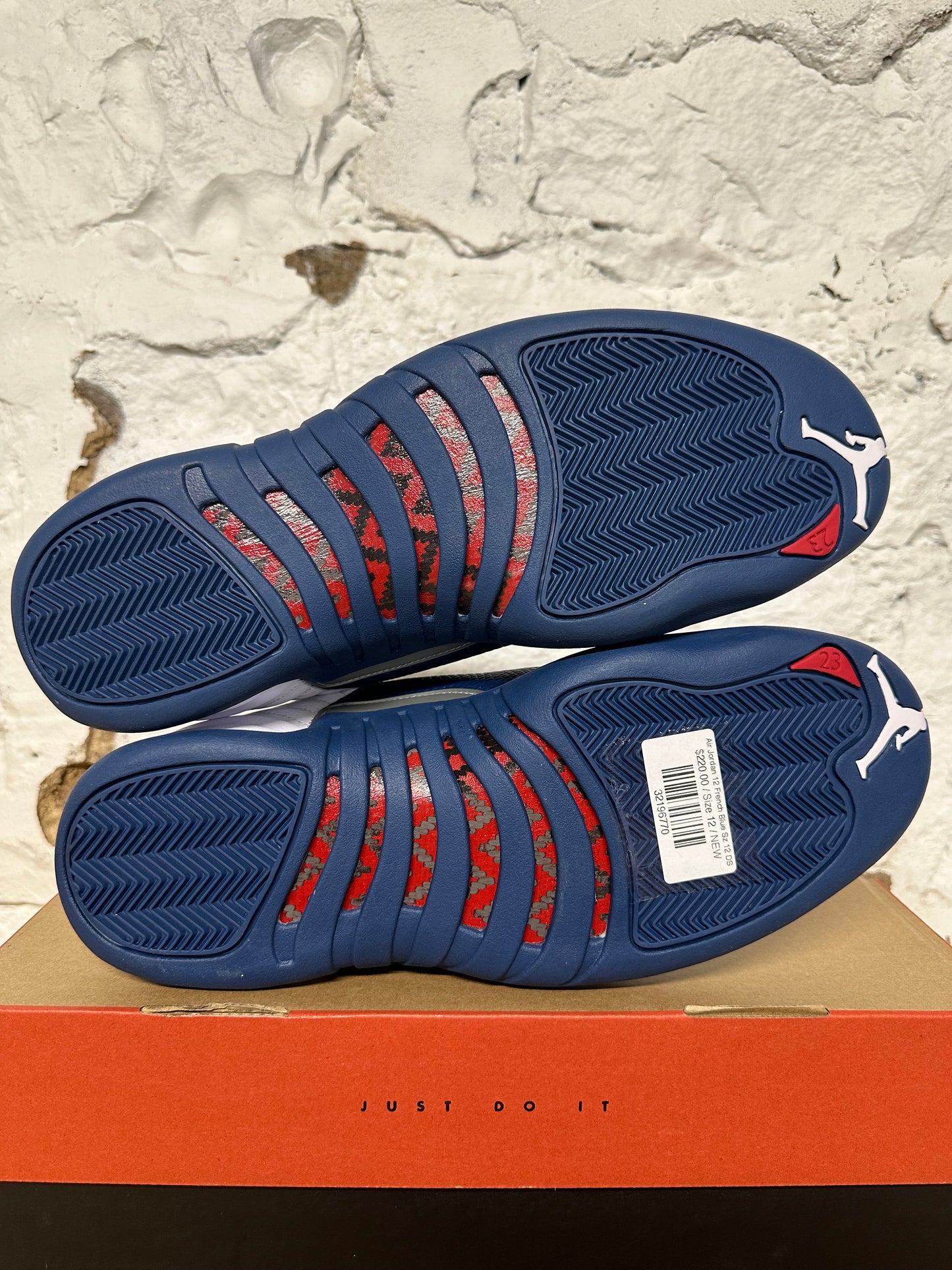 Air Jordan 12 French Blue Sz 12 DS