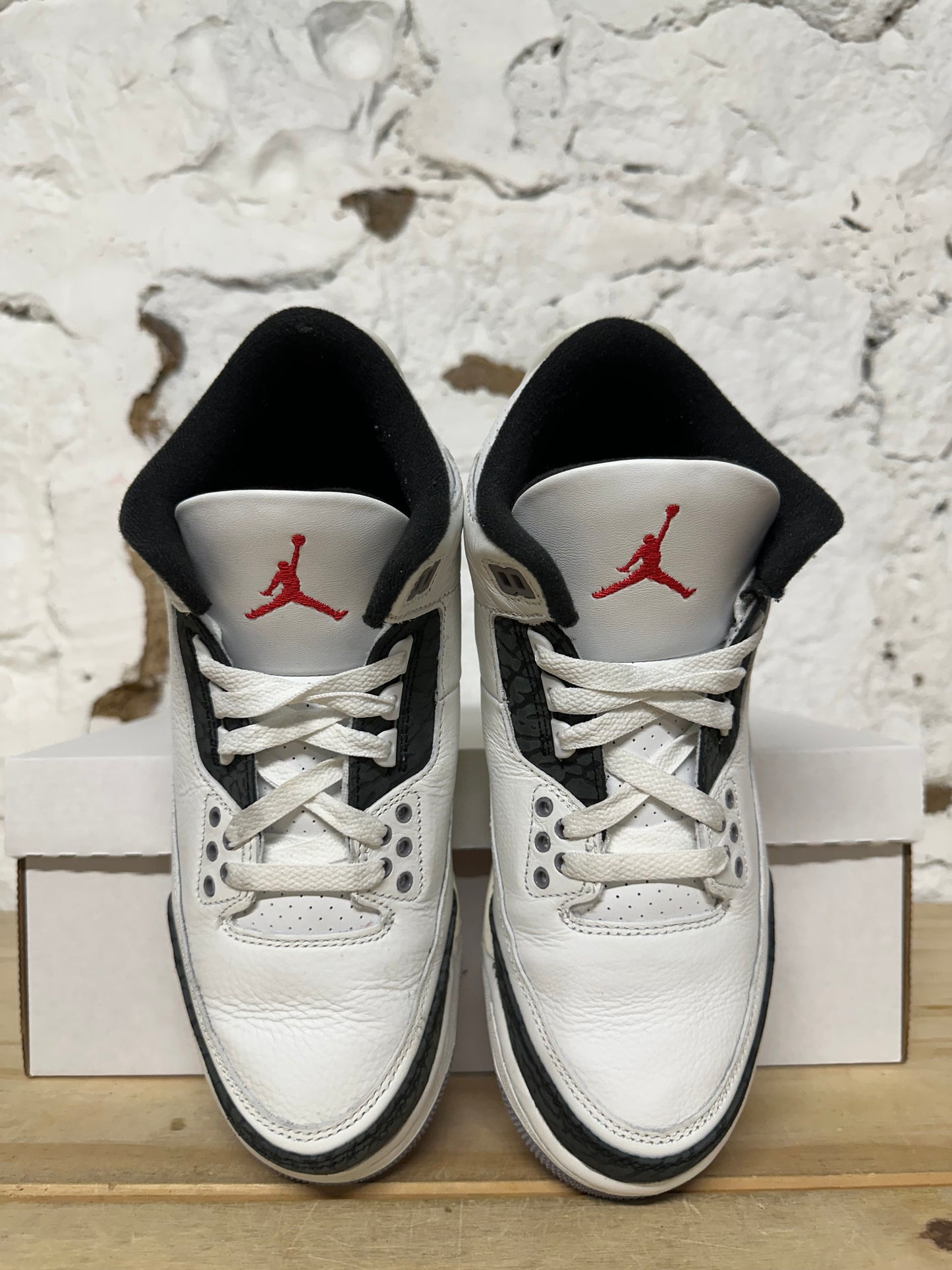 Air Jordan 3 Cement Grey Sz 7Y