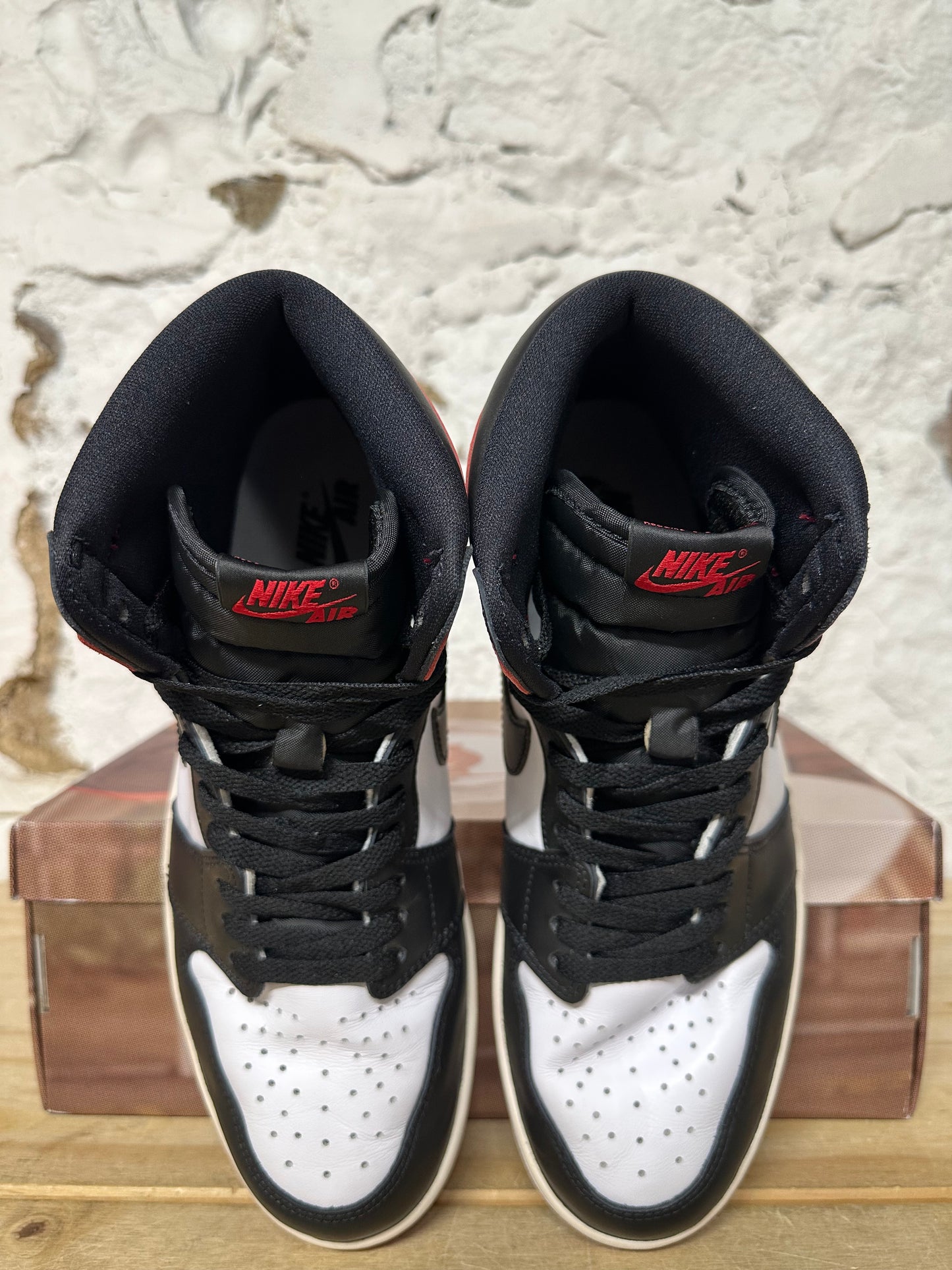 Air Jordan 1 High Black Toe Reimagined Sz 11