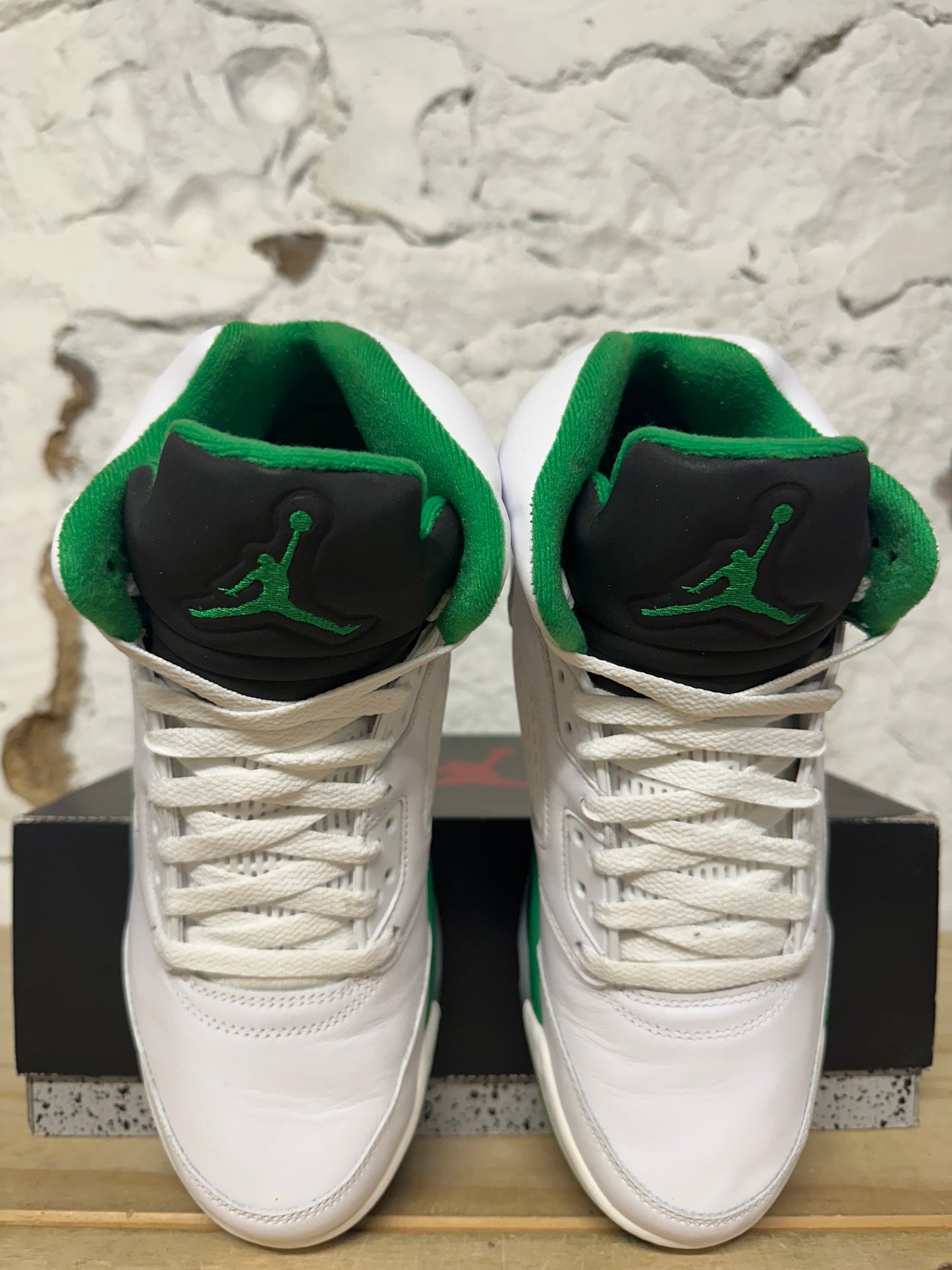 Air Jordan 5 Lucky Green Sz 9.5 (11W)