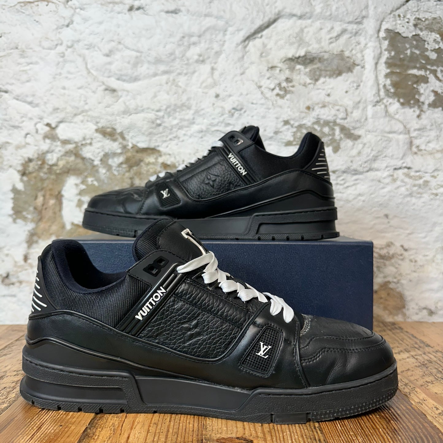 Louis Vuitton Triple Black Trainer Sneaker Sz 11.5 (10LV)