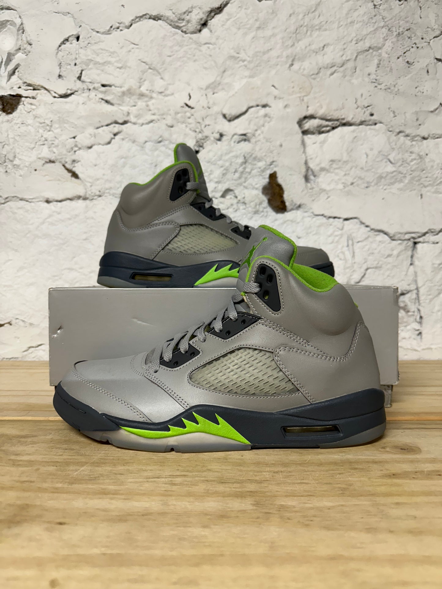 Air Jordan 5 Green Bean Sz 11