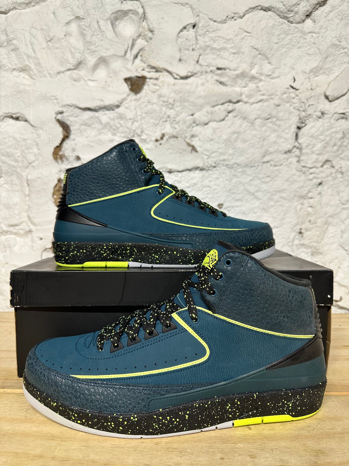 Air Jordan 2 Nightshade Sz 11.5 DS