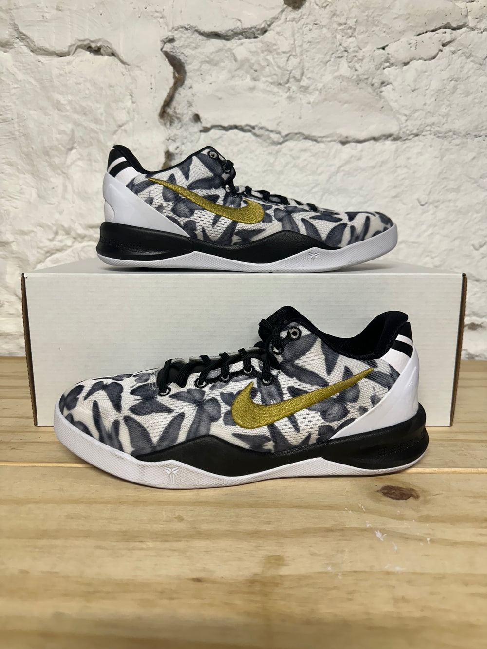 Nike Kobe 8 Protro Mambacita Sz 5.5Y