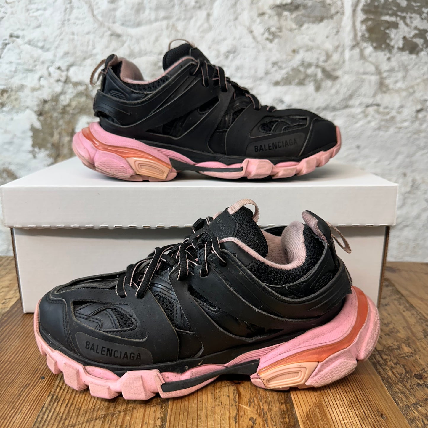 Balenciaga Track Runner Black Pink Sz 4 (35) No Box