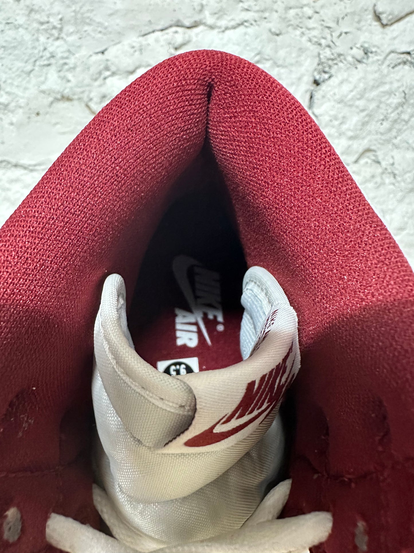 Air Jordan 1 Artisanal Team Red Sz 9.5 DS