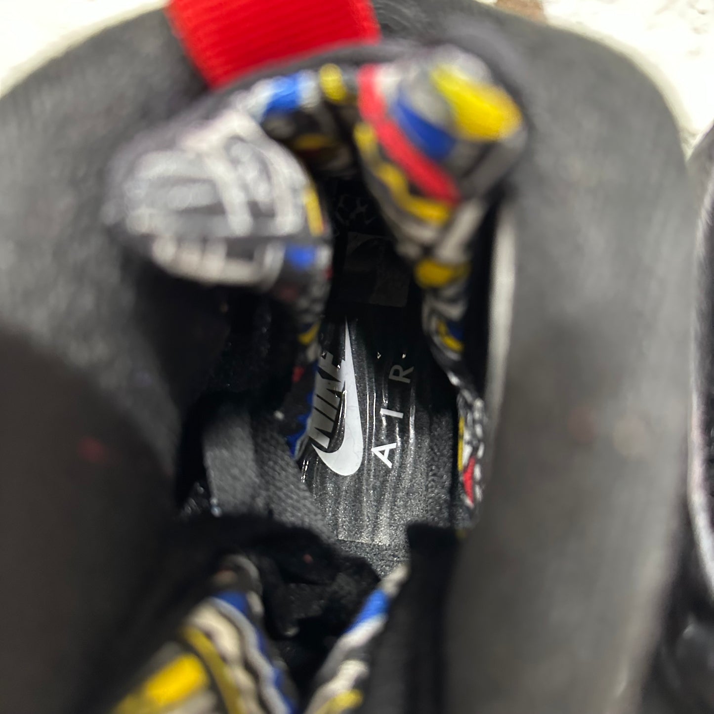 Air Jordan 8 Playoffs (2023) Sz 9