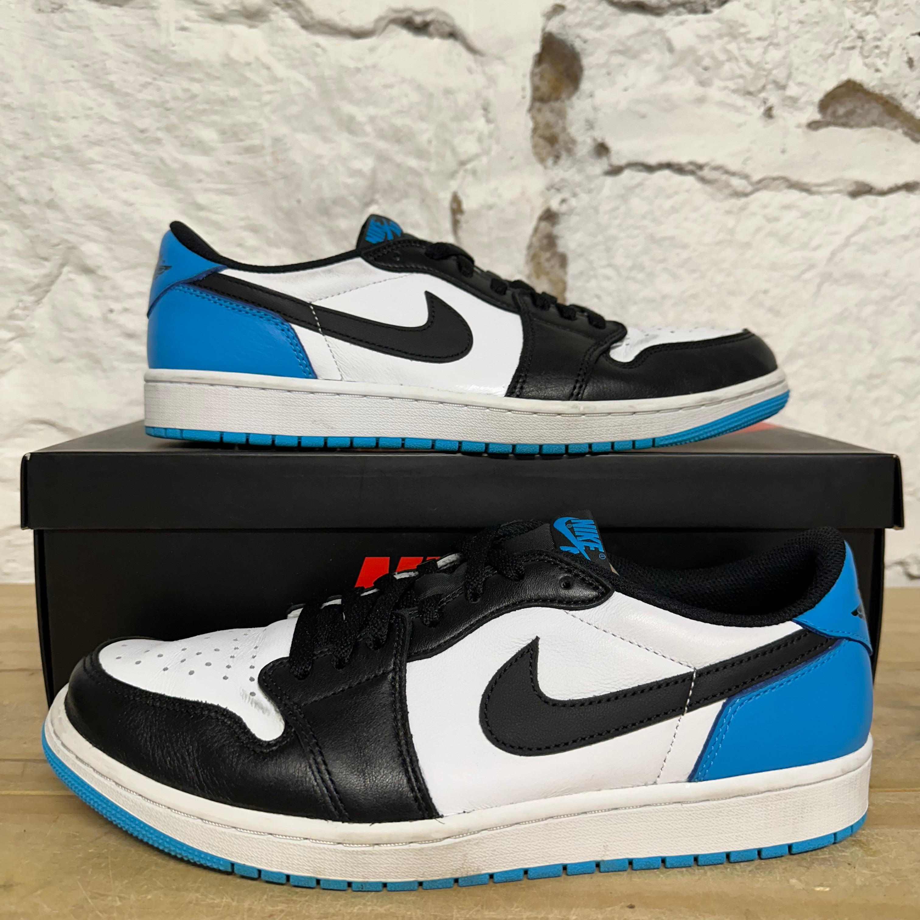 Air Jordan 1 Low Powder Blue Sz 11