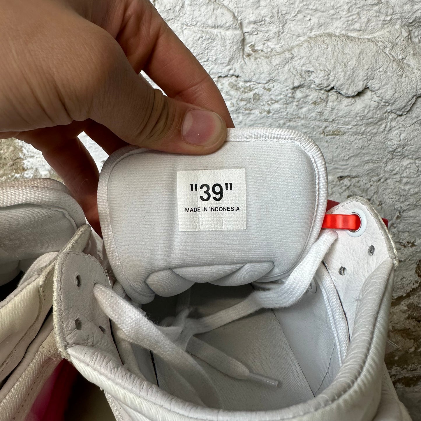 Off-White 3.0 Pink White Sneaker Sz 6.5 (39) DS