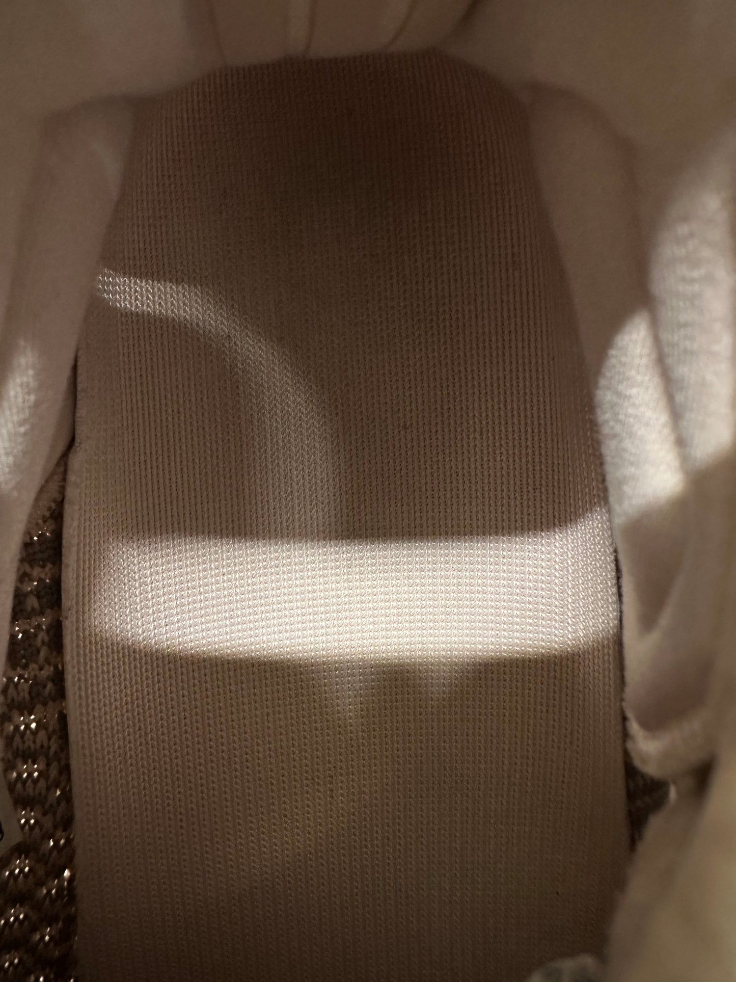 Yeezy 350 V2Synth Sz 7