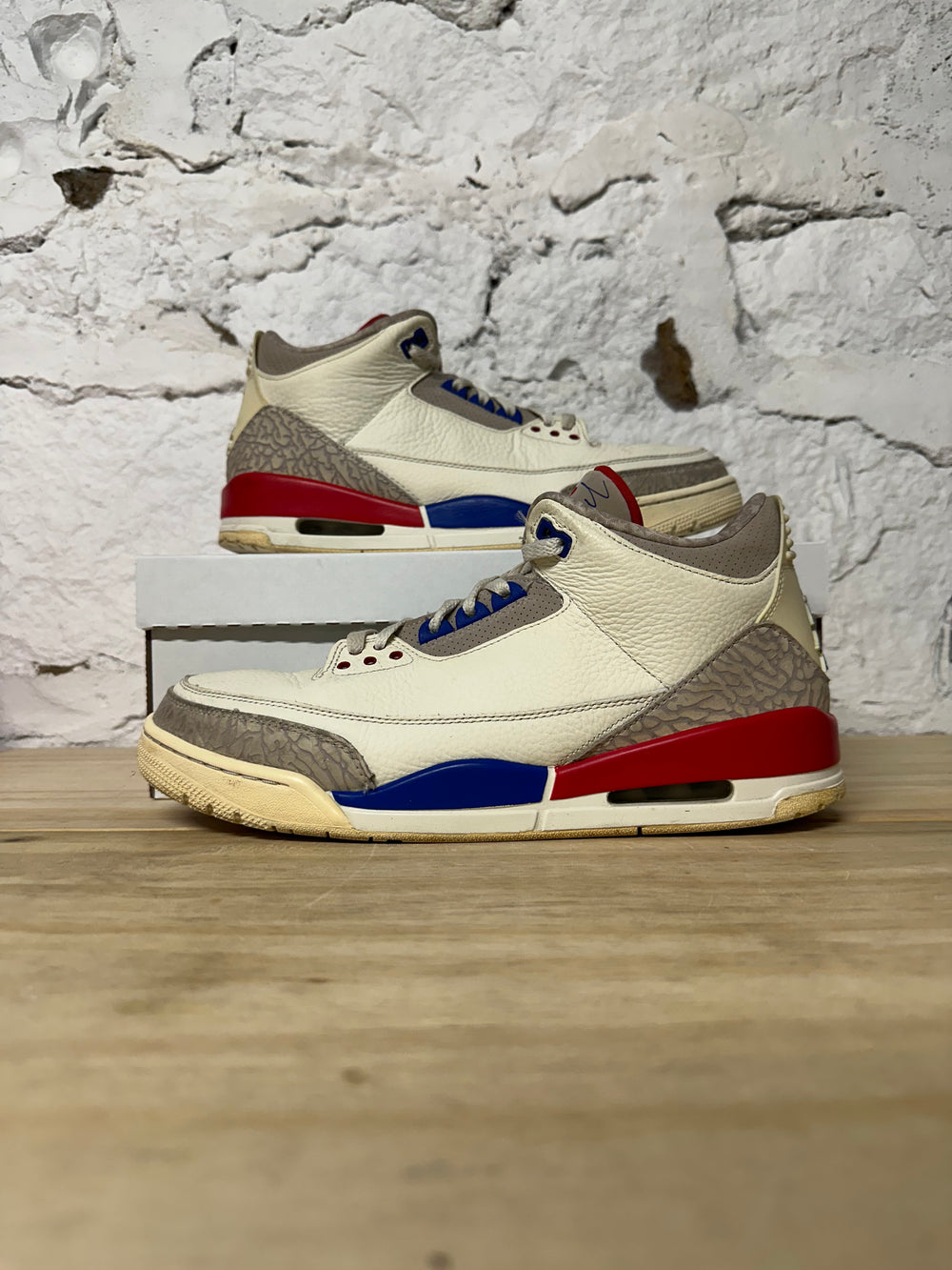 Air Jordan 3 International Flight Sz 13