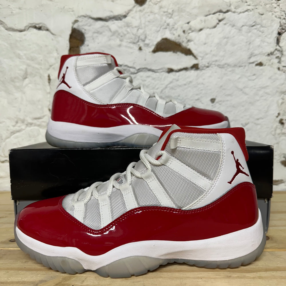 Air Jordan 11 High Cherry (2022) Sz 10