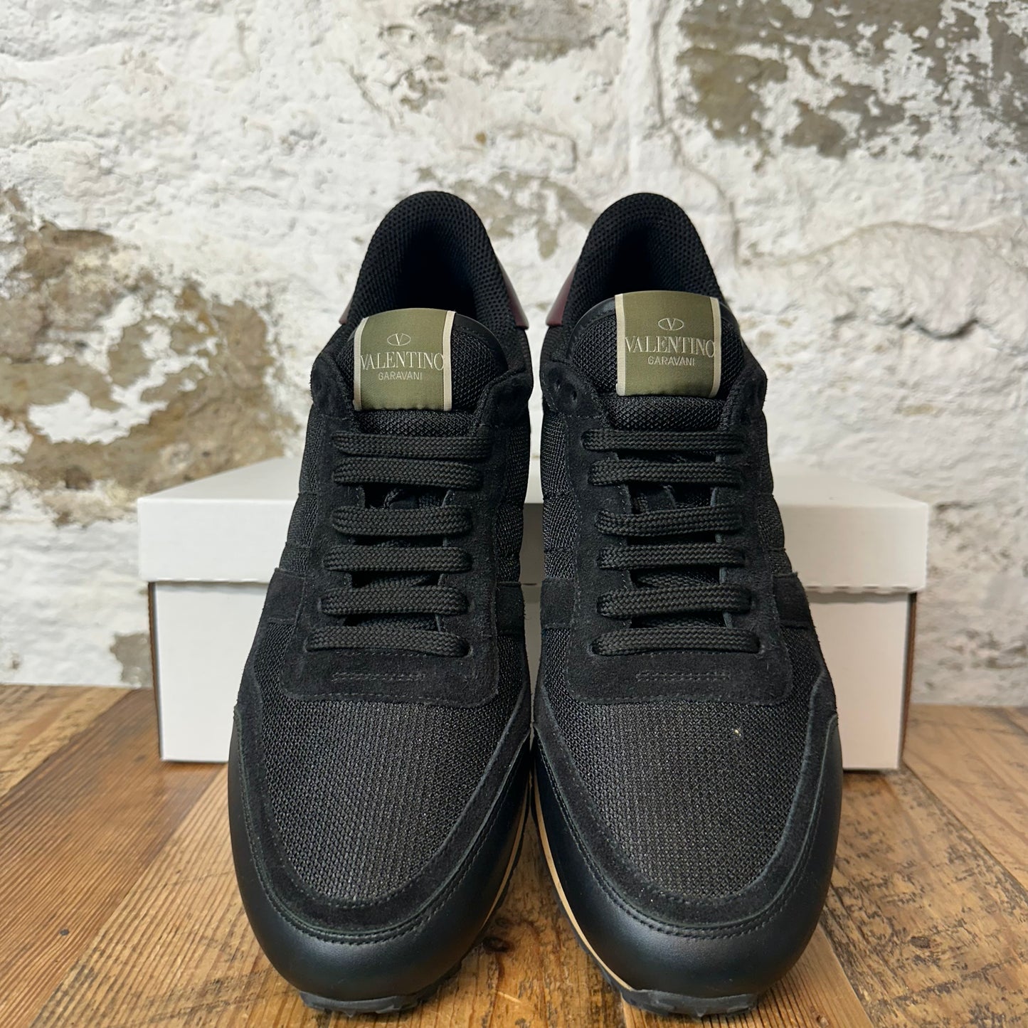 Valentino Black Gray Rock Runner Sneaker Sz 9 (42) No Box