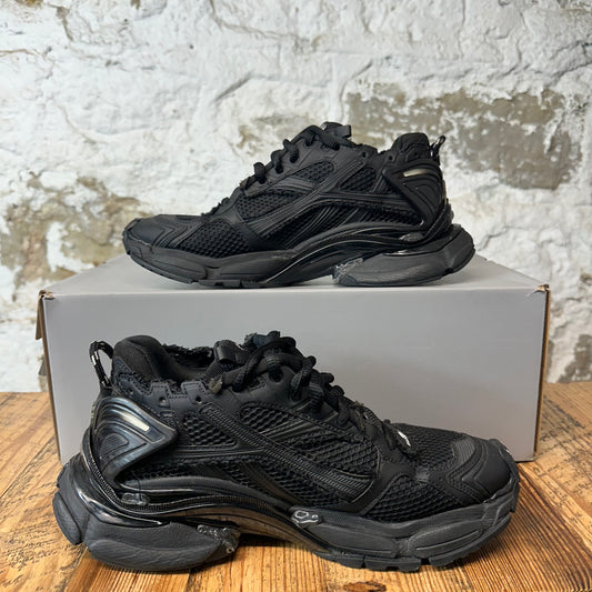 Balenciaga Runner Triple Black Matte Sneaker Sz 8 (41)