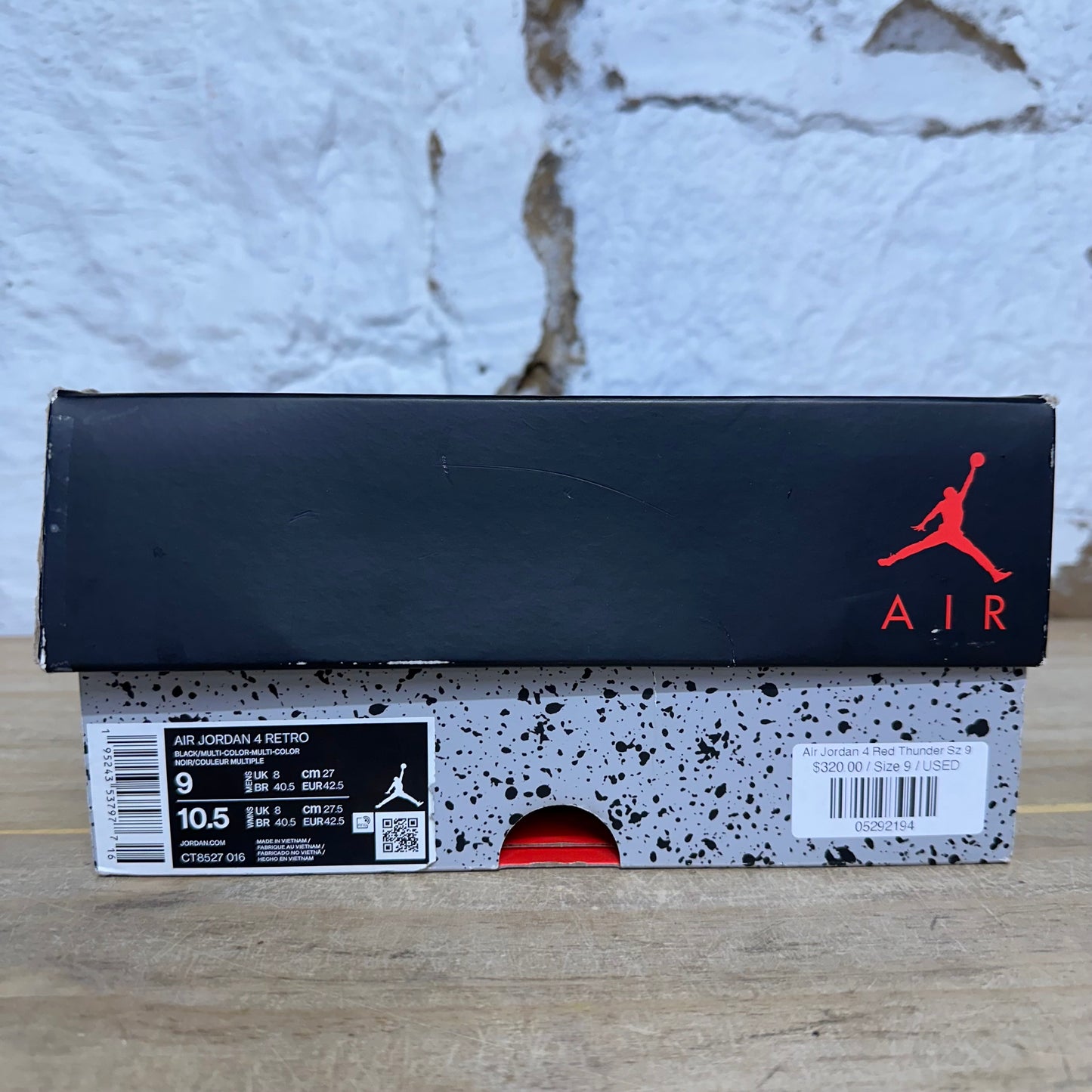 Air Jordan 4 Red Thunder Sz 9