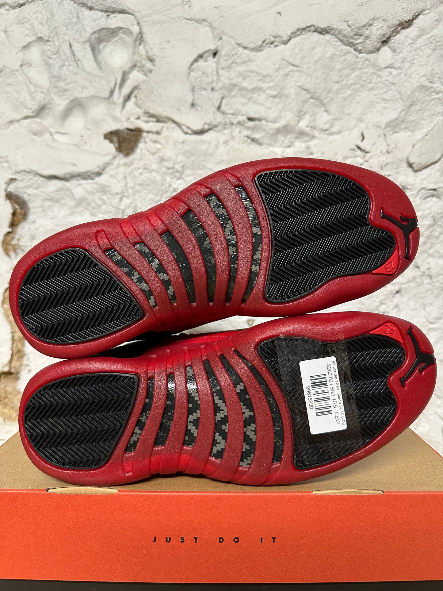 Air Jordan 12 Flu Game Sz 10.5 DS