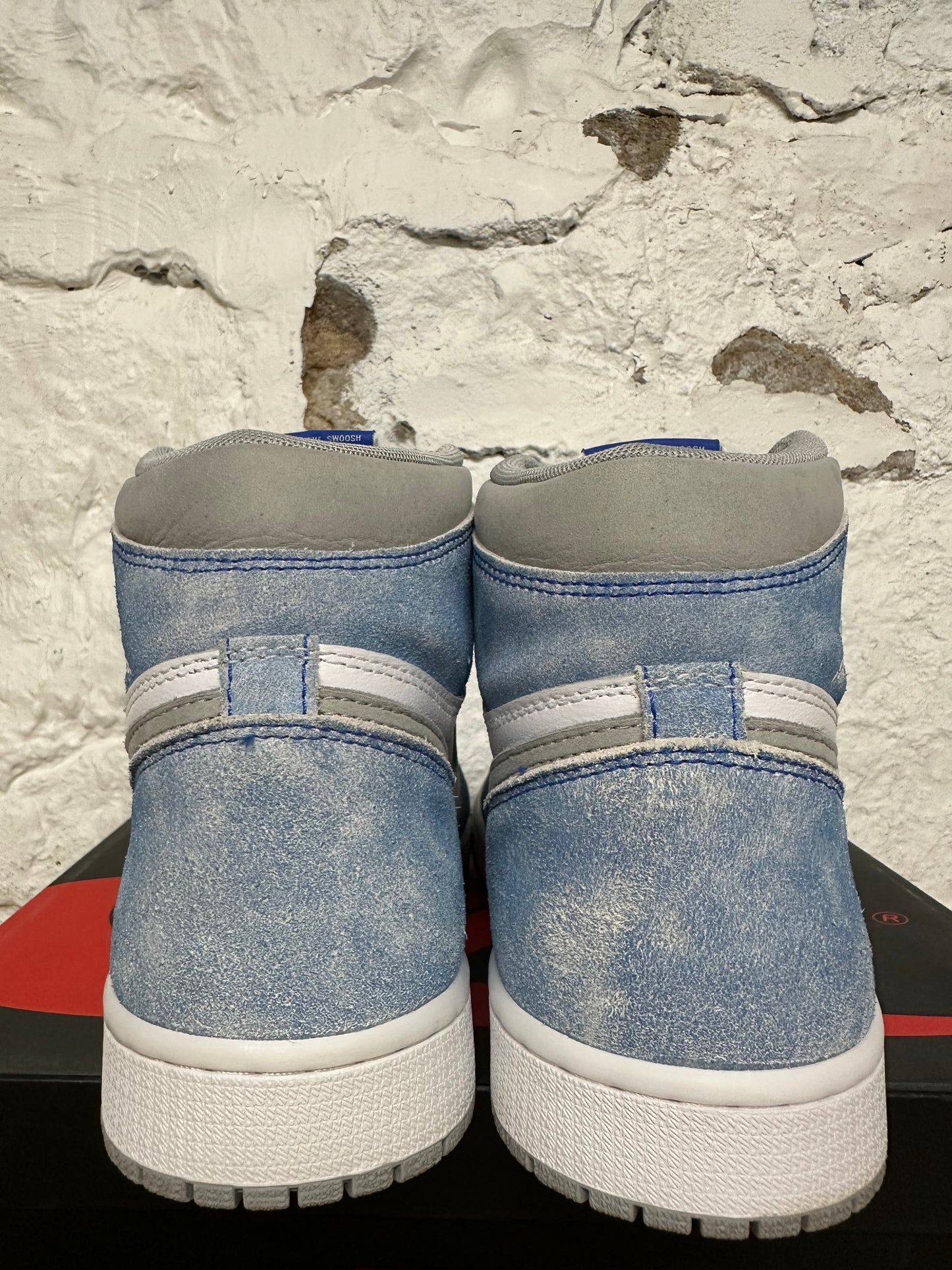 Air Jordan 1 High Hyper Royal Sz 9