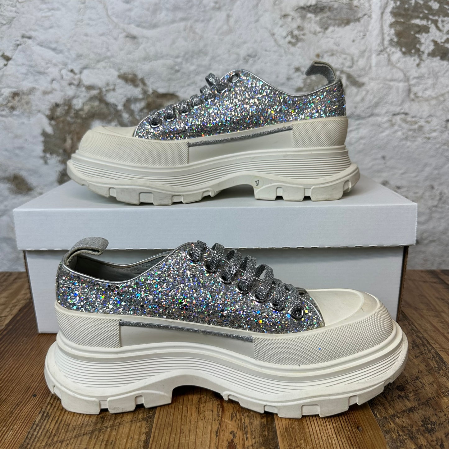 Alexander Mcqueen Low Glitter White Tread Boot Sz 5 (37) No Box