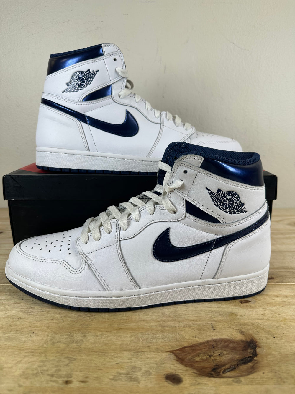 Air Jordan 1 High Metallic Navy Sz 11.5