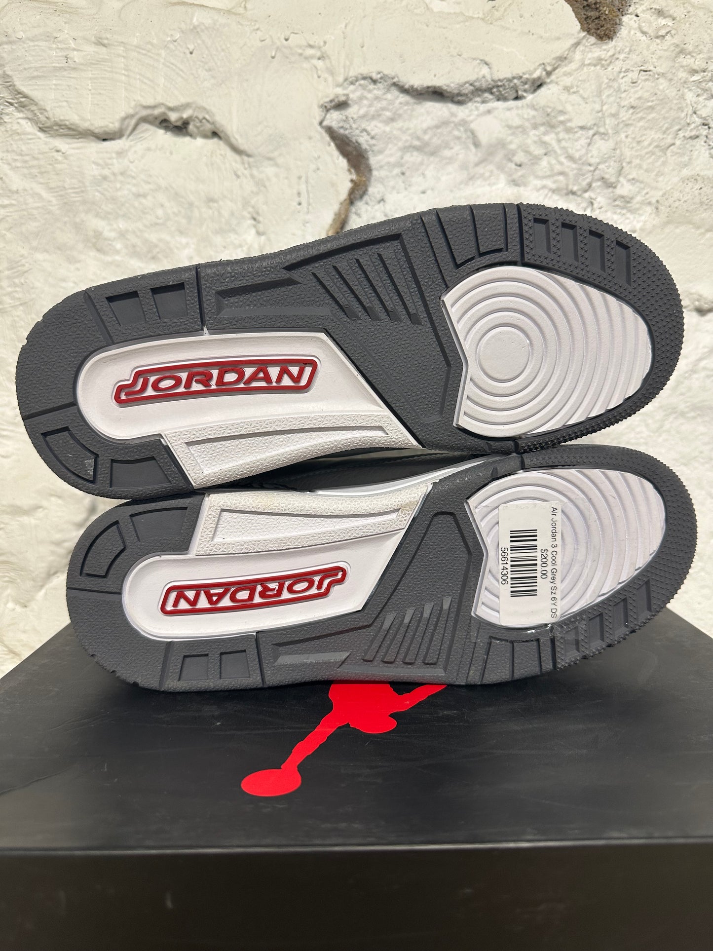 Air Jordan 3 Cool Grey Sz 6Y DS