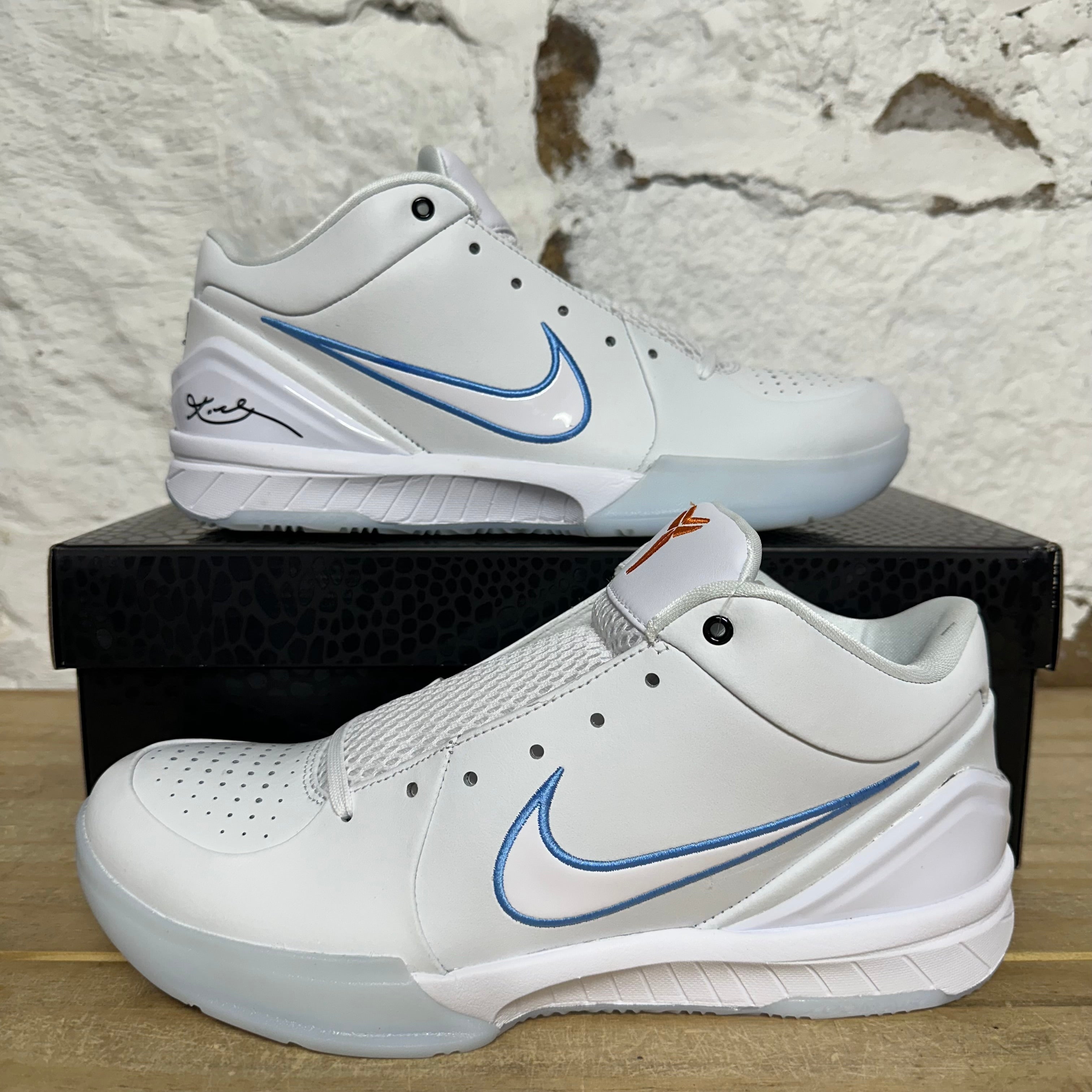 Nike Kobe 4 Cleveland Cavaliers Sz 10 DS