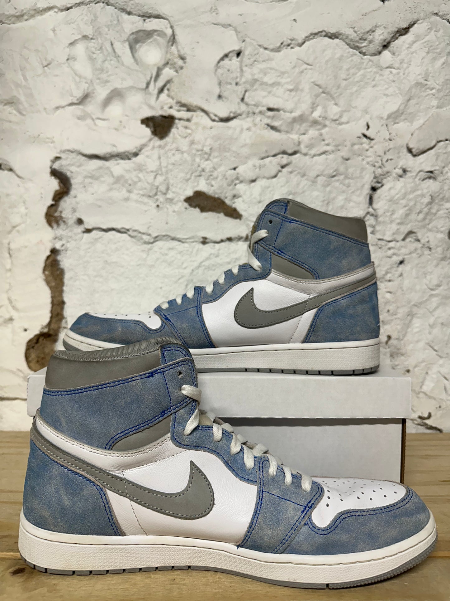 Air Jordan 1 High Hyper Royal Smoke Grey Sz 13