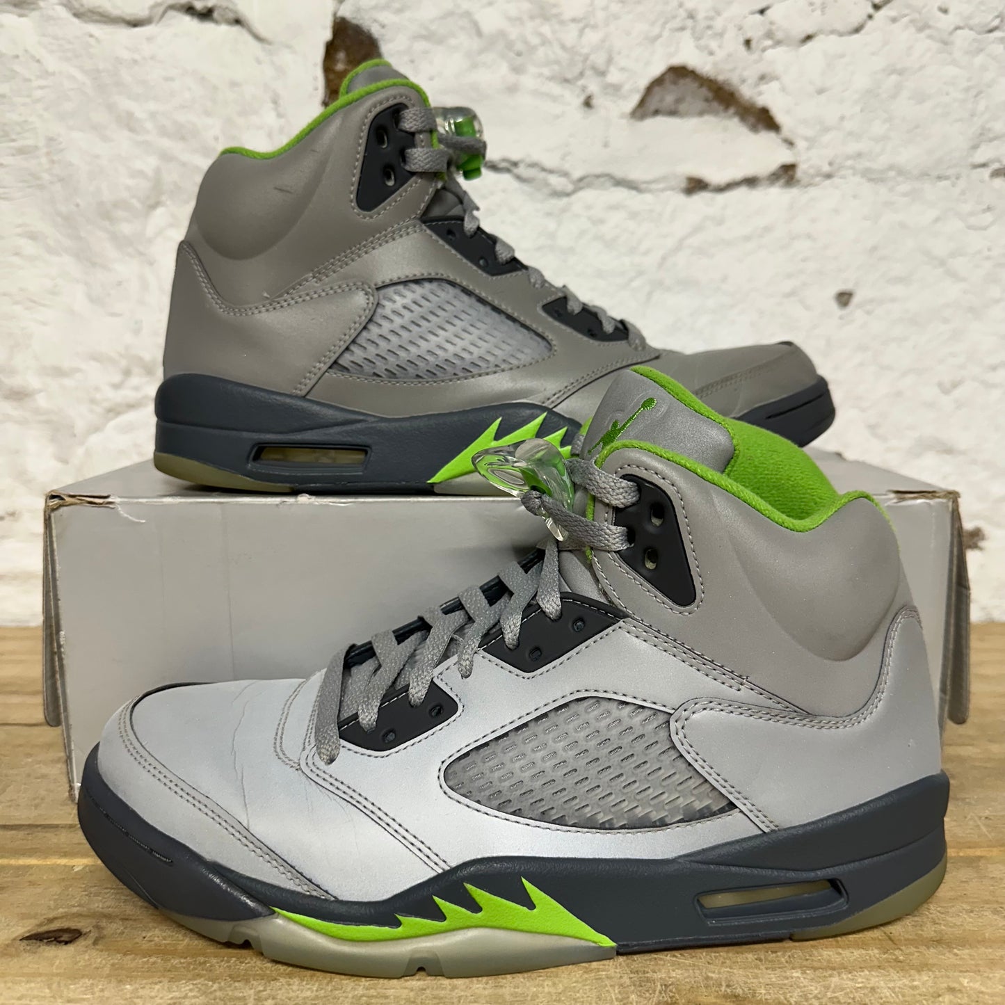 Air Jordan 5 Green Bean Sz 10