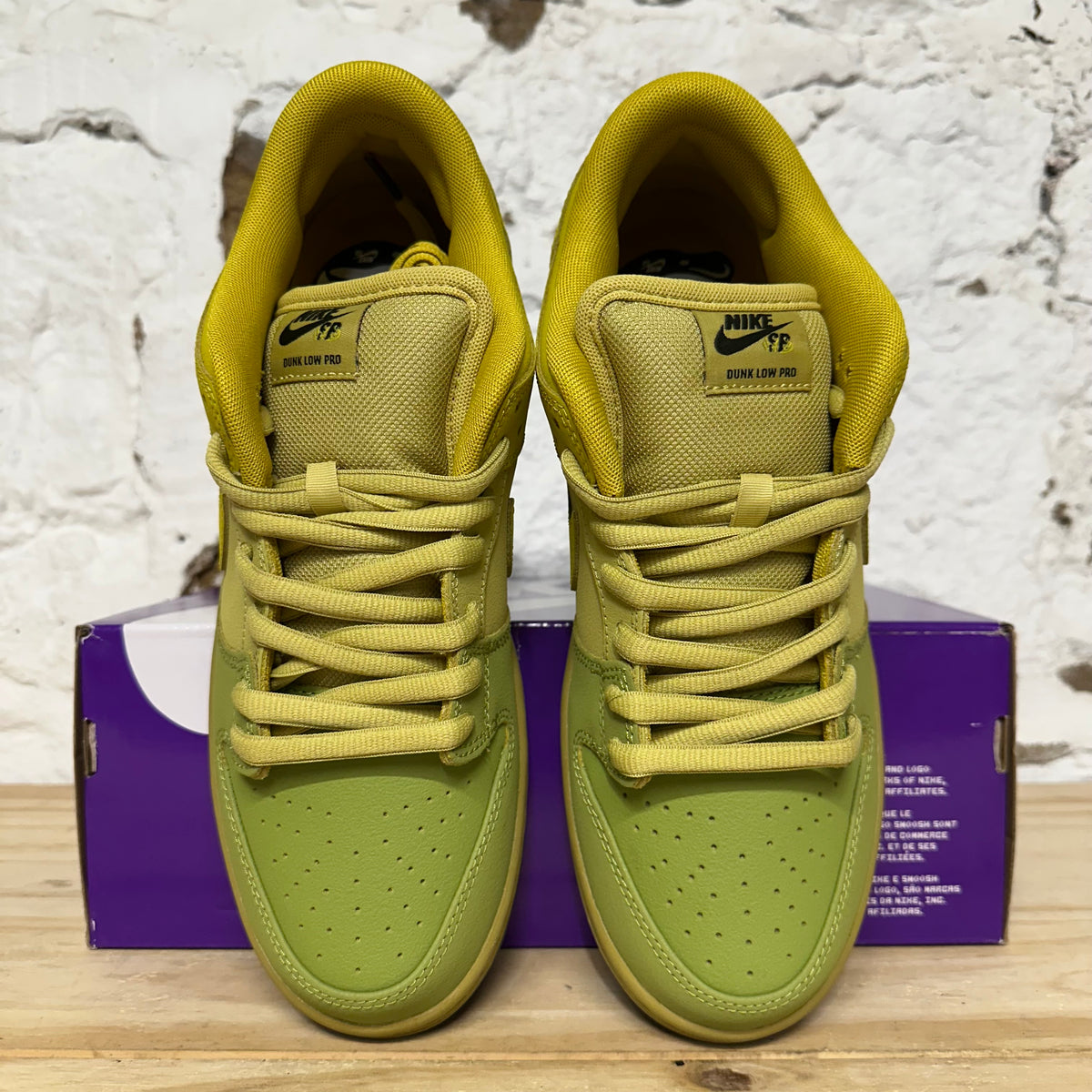 Nike SB Dunk Low Hatch Chili Sz 10 DS