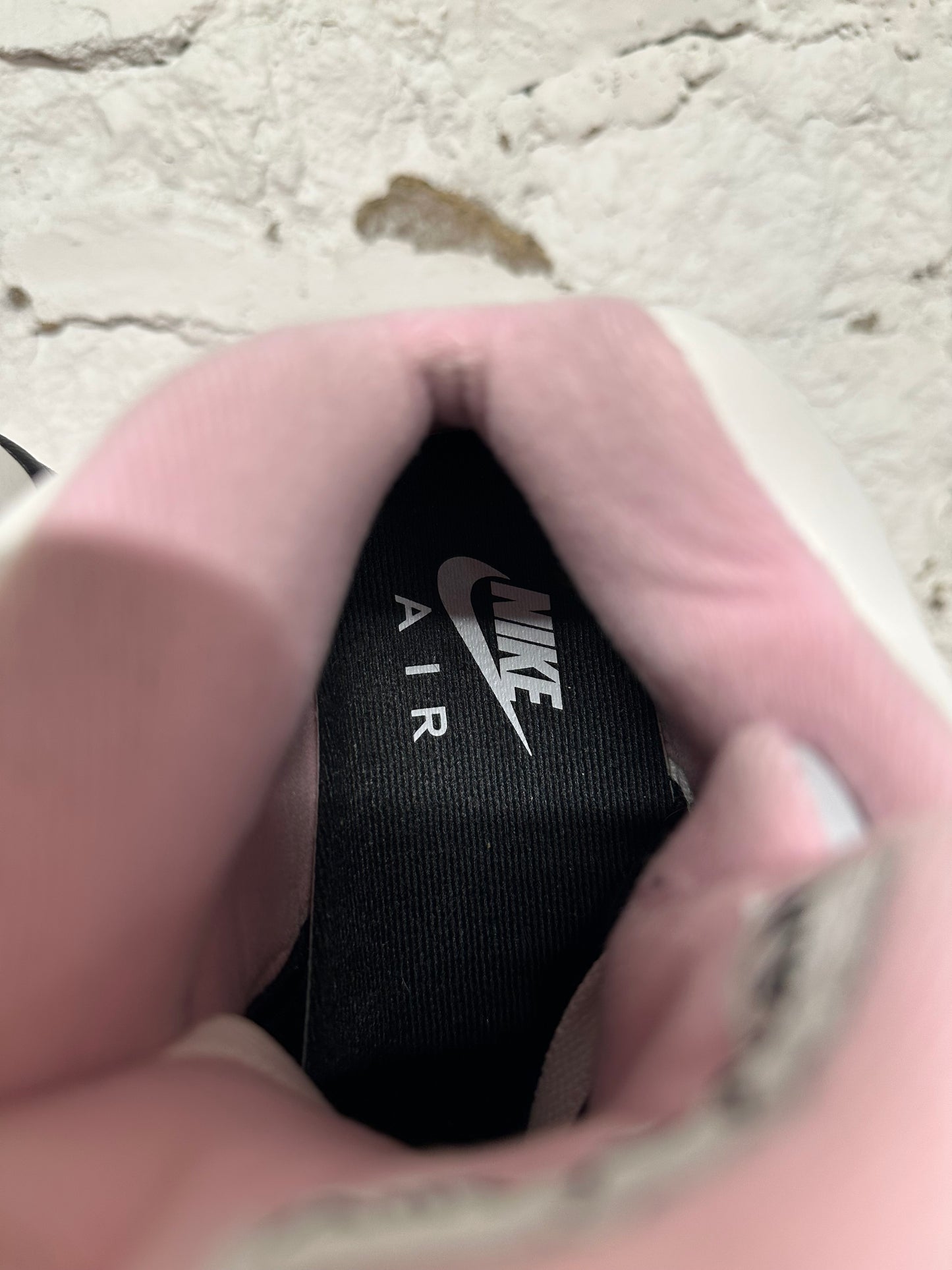 Air Jordan 5 Medium Soft Pink Sz 11