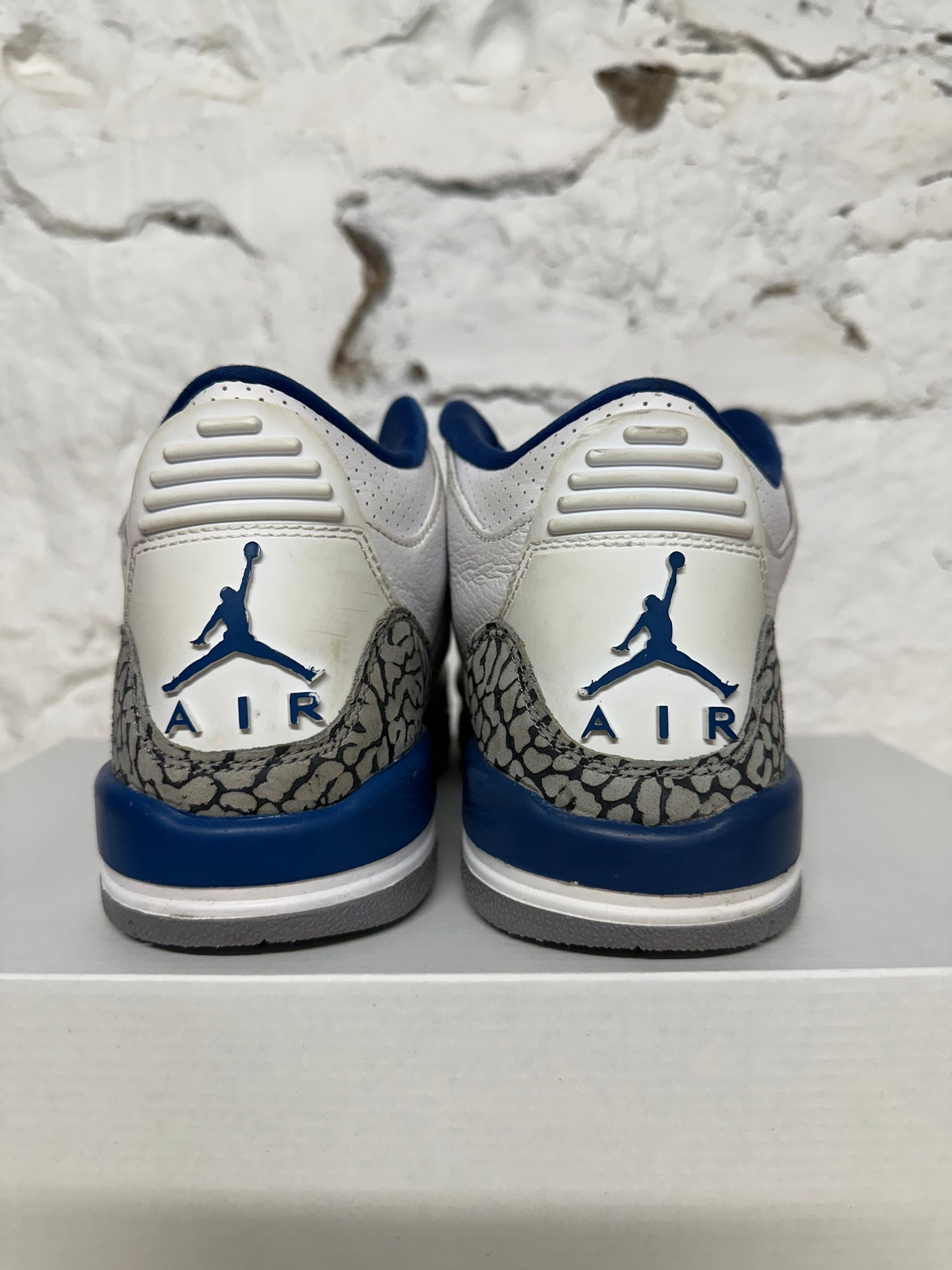 Air Jordan 3 Wizards Sz 6Y