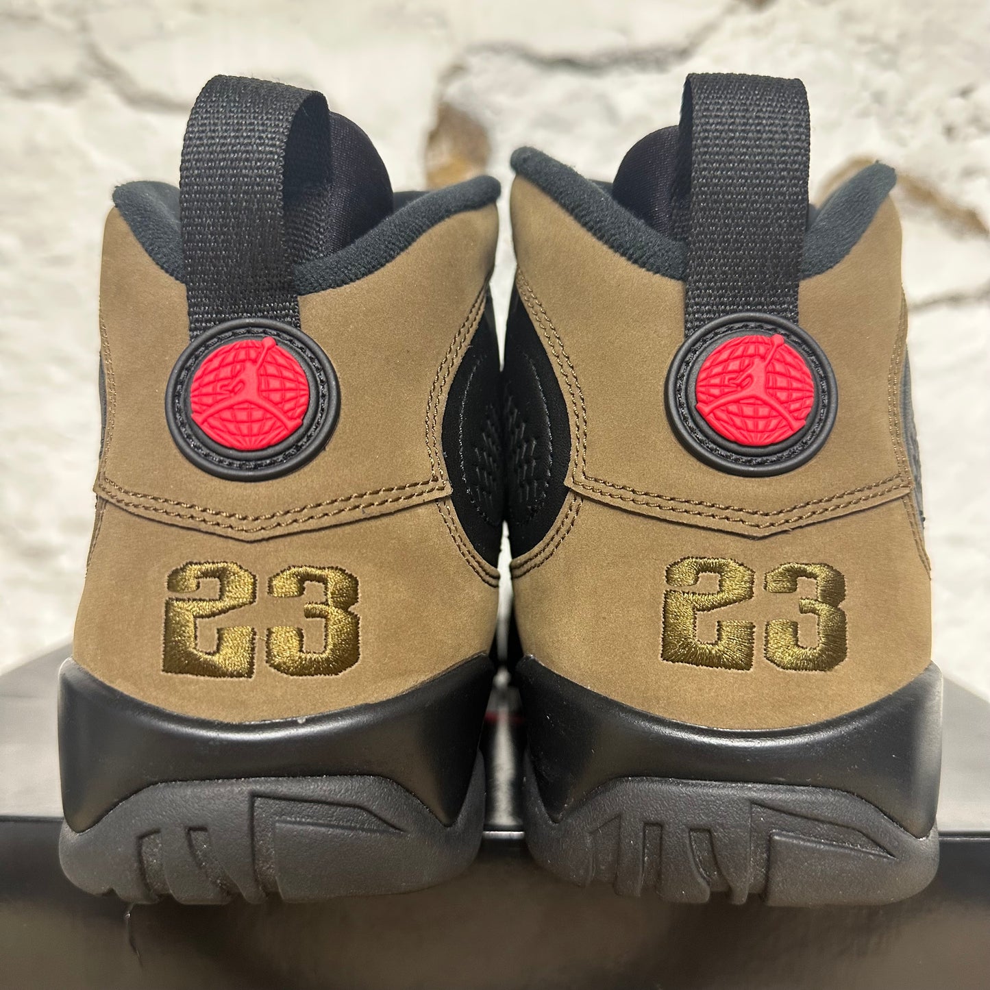 Air Jordan 9 Olive Sz 10